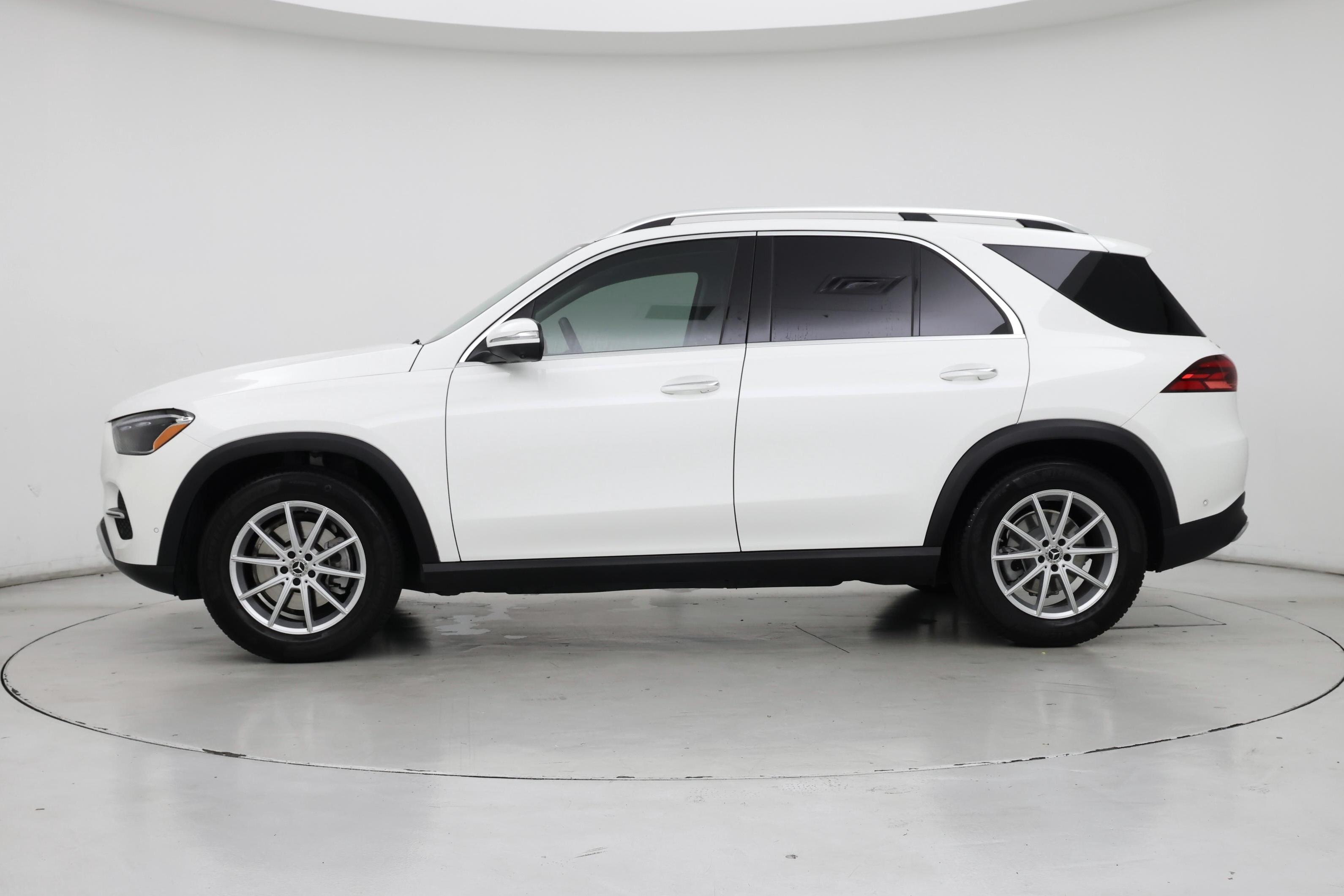 Thumbnail: 2024 Mercedes-Benz GLE - 3