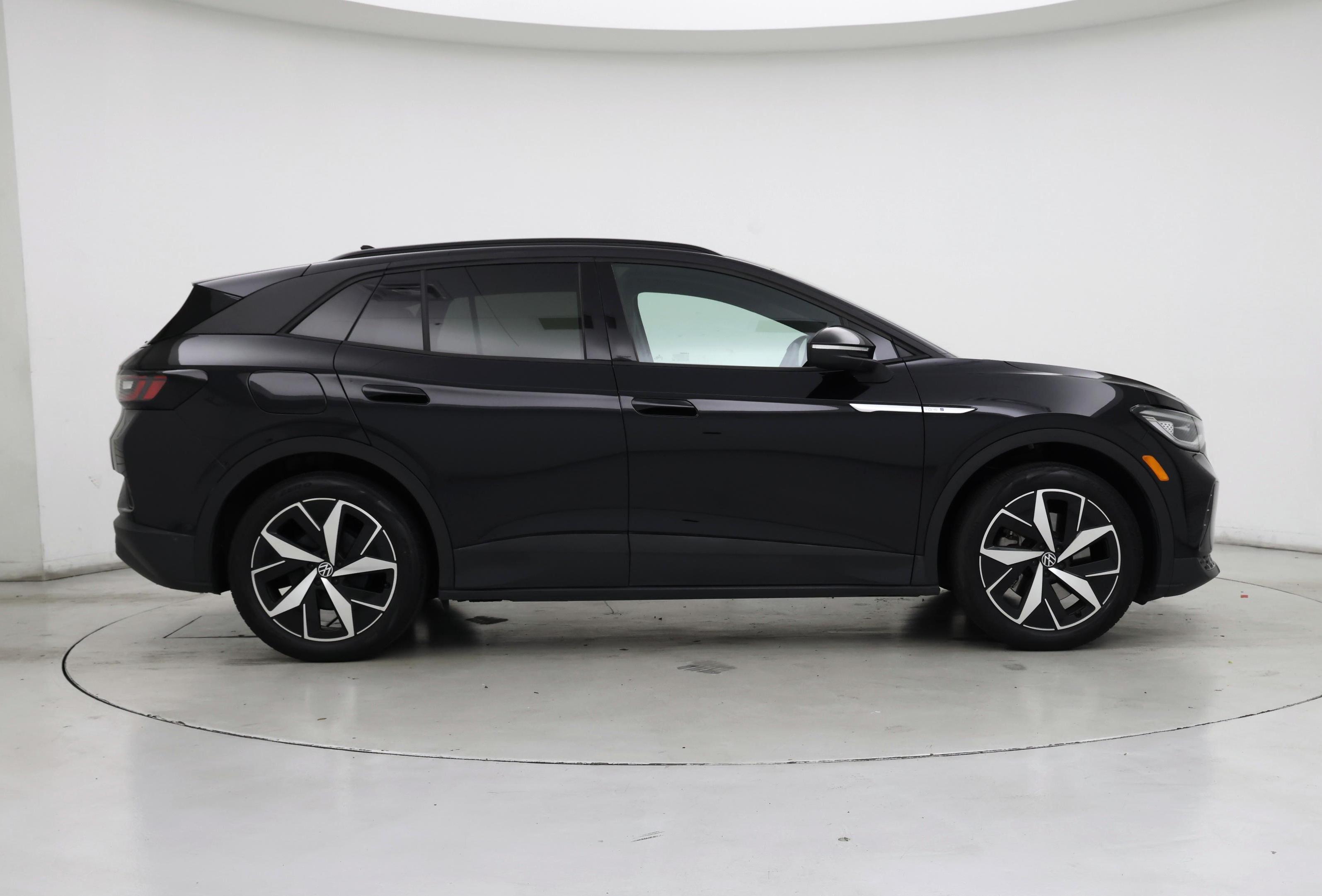 Thumbnail: 2023 Volkswagen ID.4 - 7
