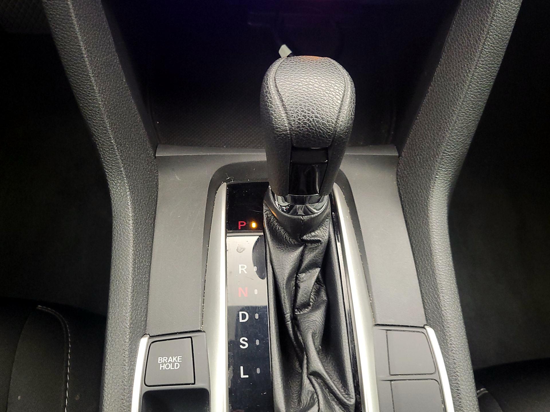 Thumbnail: 2019 Honda Civic - 17