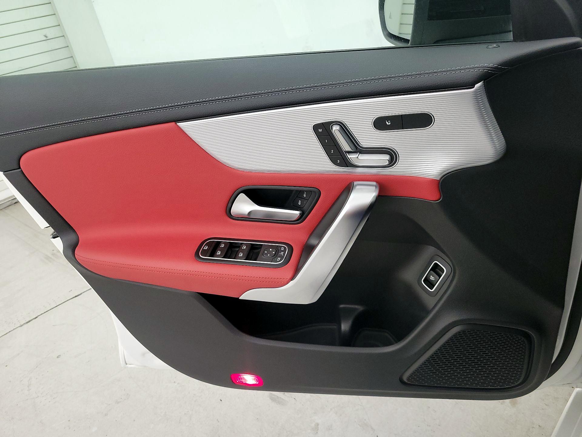 Thumbnail: 2020 Mercedes-Benz CLA - 12