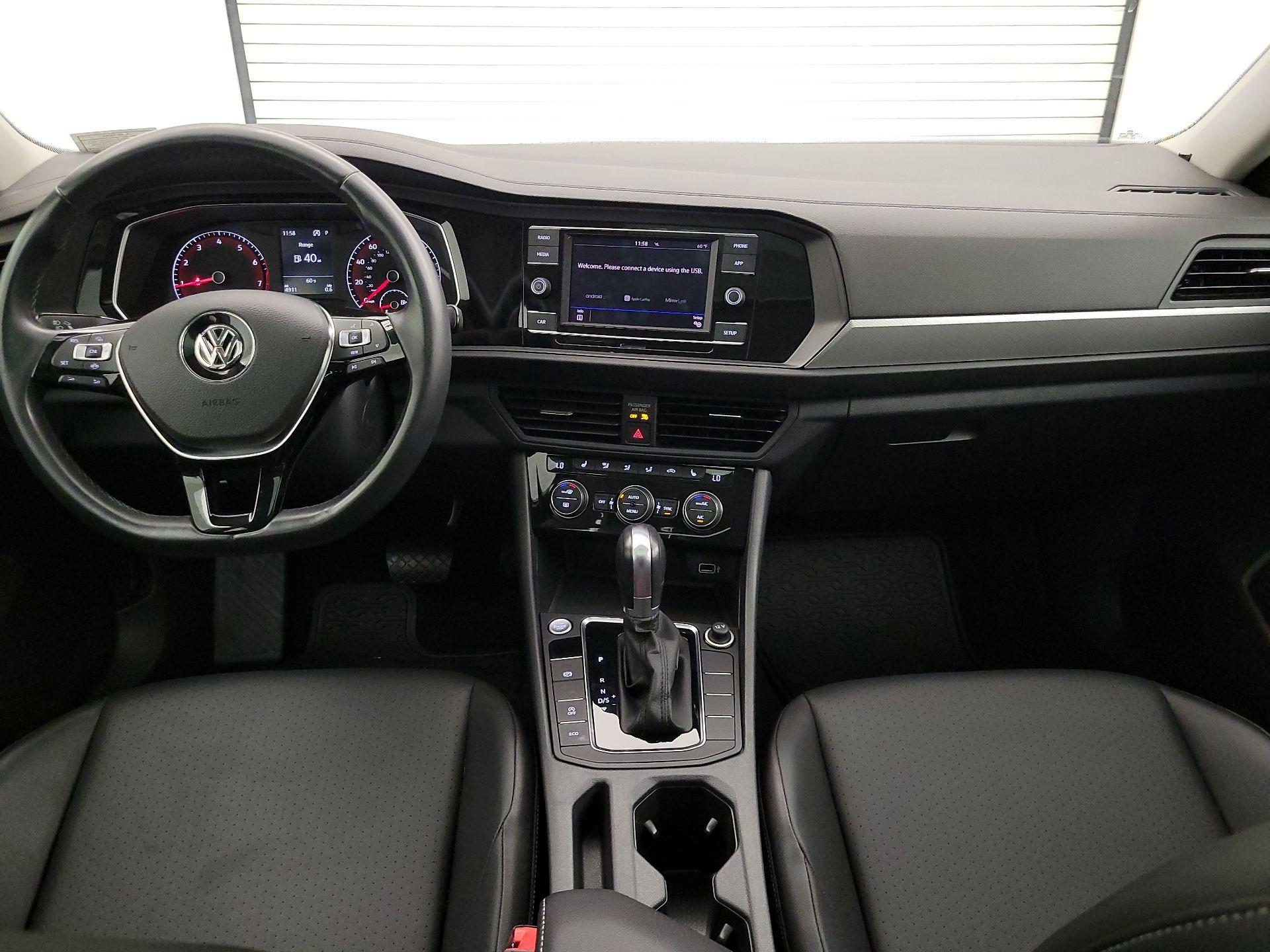 Thumbnail: 2019 Volkswagen Jetta - 9