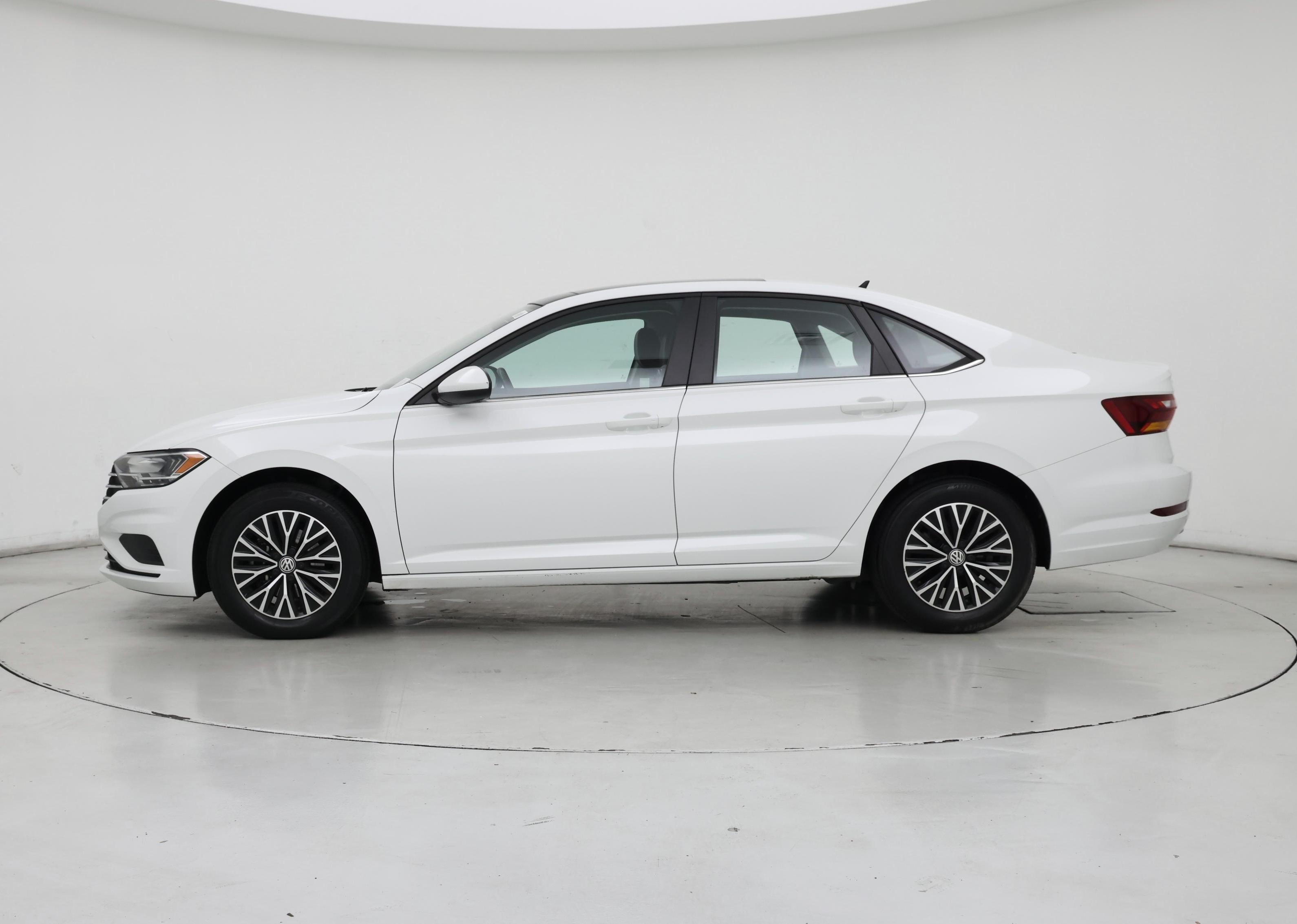 Thumbnail: 2019 Volkswagen Jetta - 3