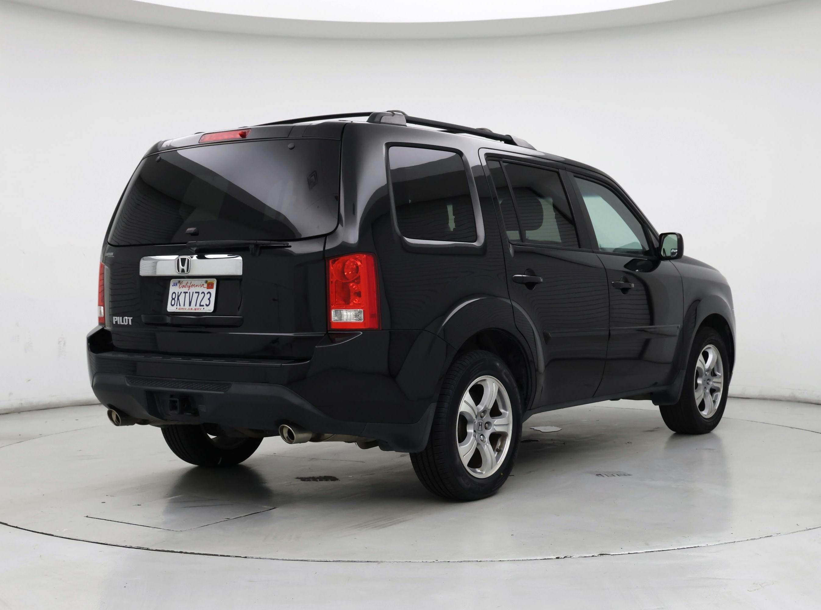 Thumbnail: 2015 Honda Pilot - 8