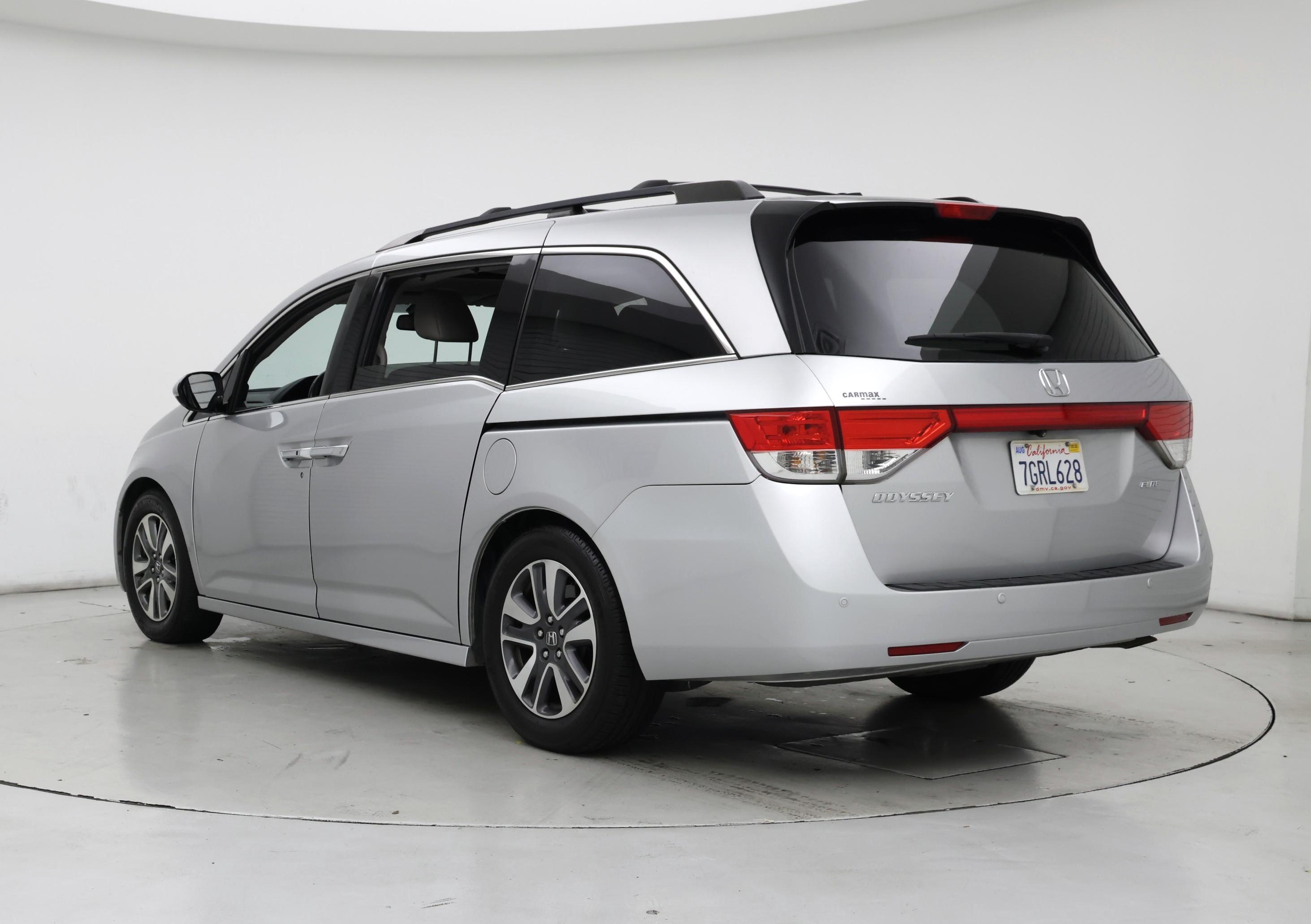 Thumbnail: 2014 Honda Odyssey - 2