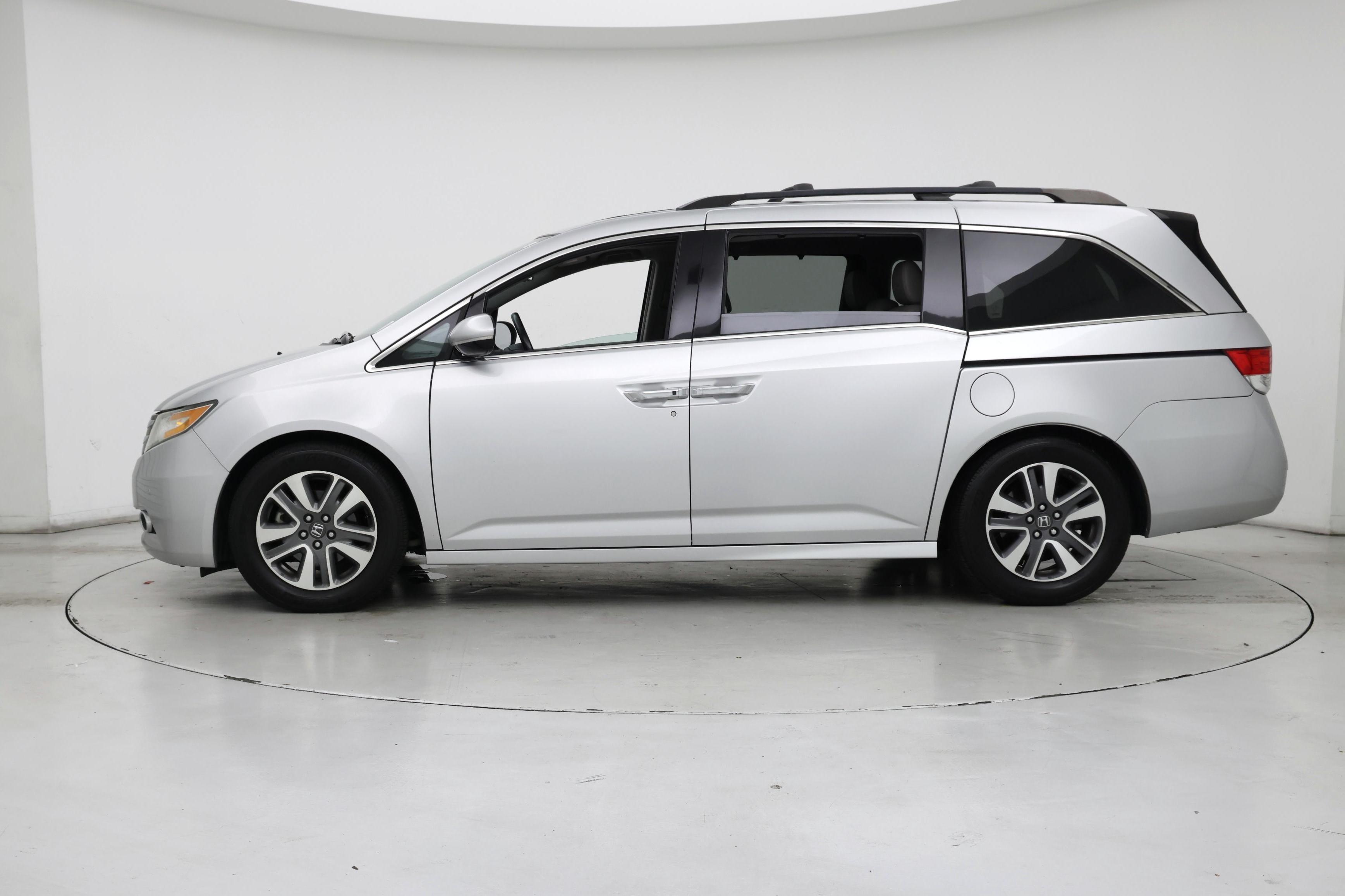 Thumbnail: 2014 Honda Odyssey - 3