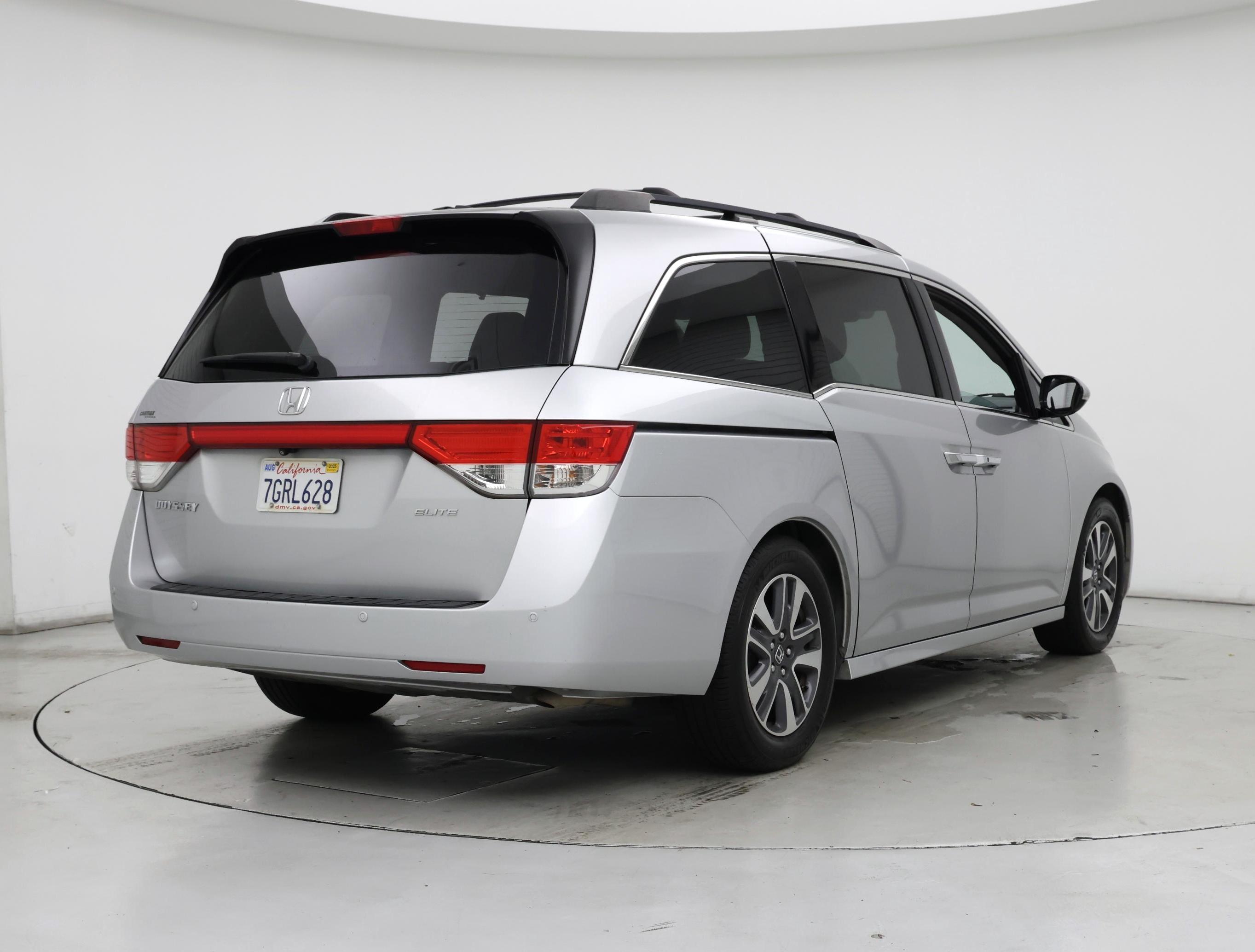Thumbnail: 2014 Honda Odyssey - 8