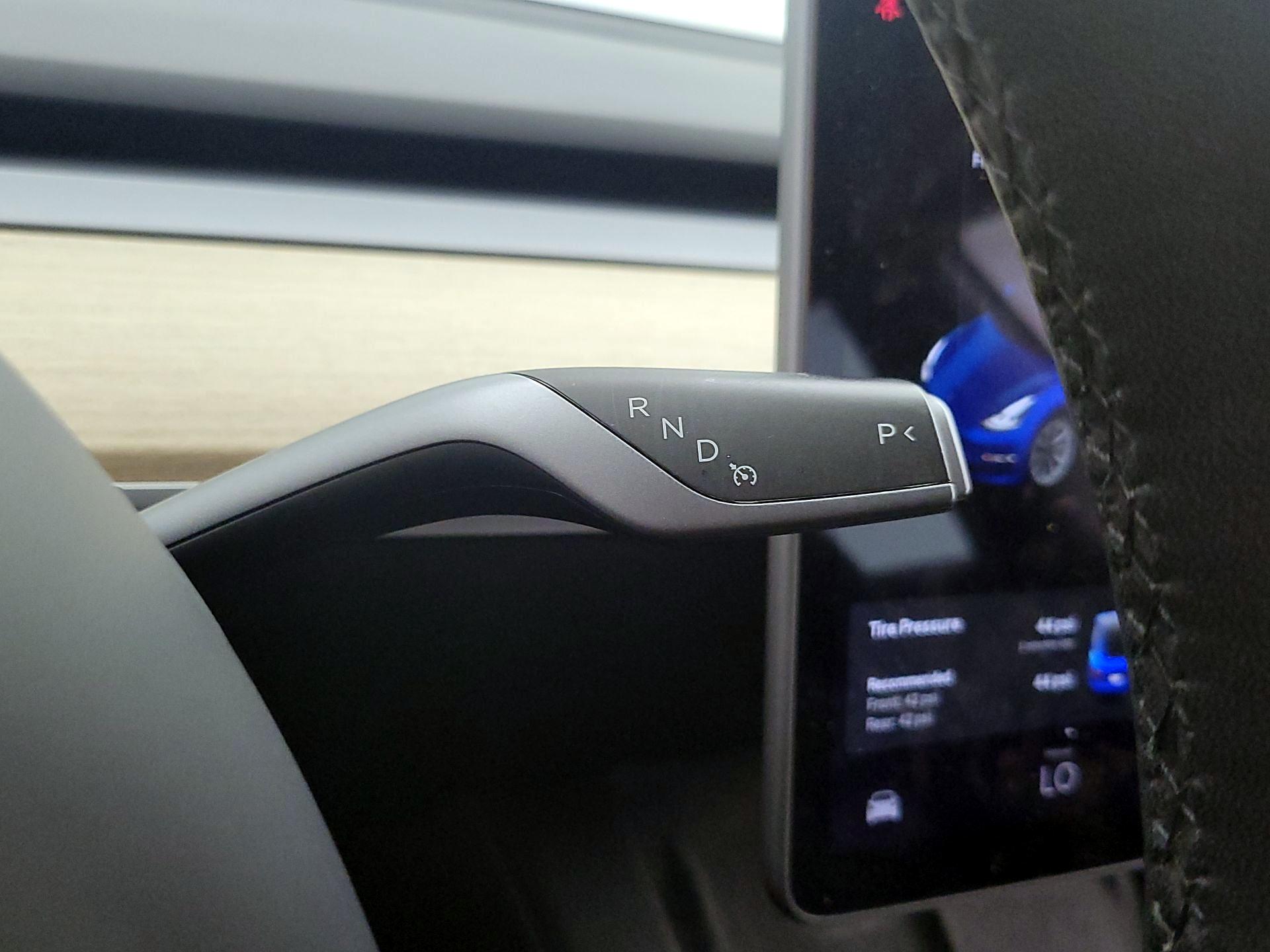 Thumbnail: 2021 Tesla Model 3 - 17