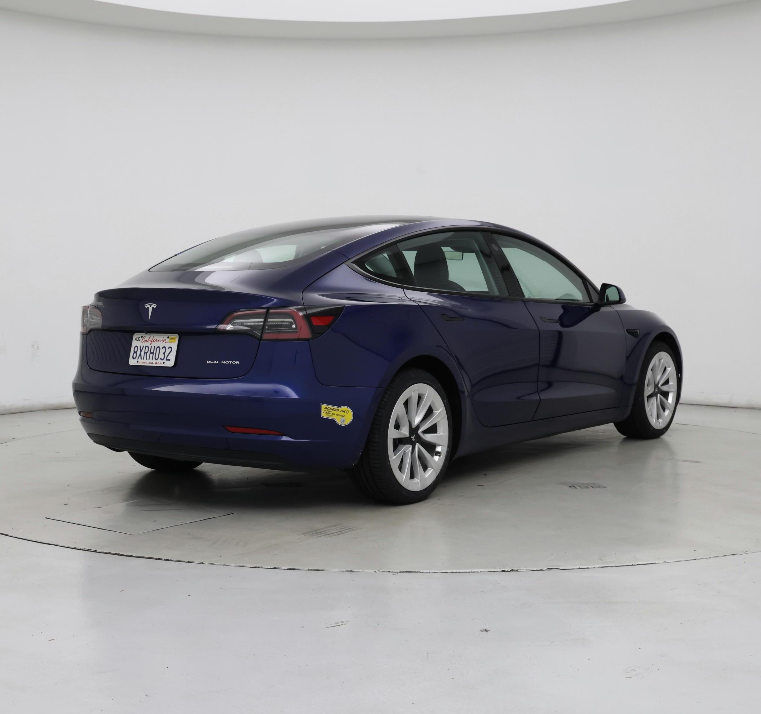 Thumbnail: 2021 Tesla Model 3 - 8