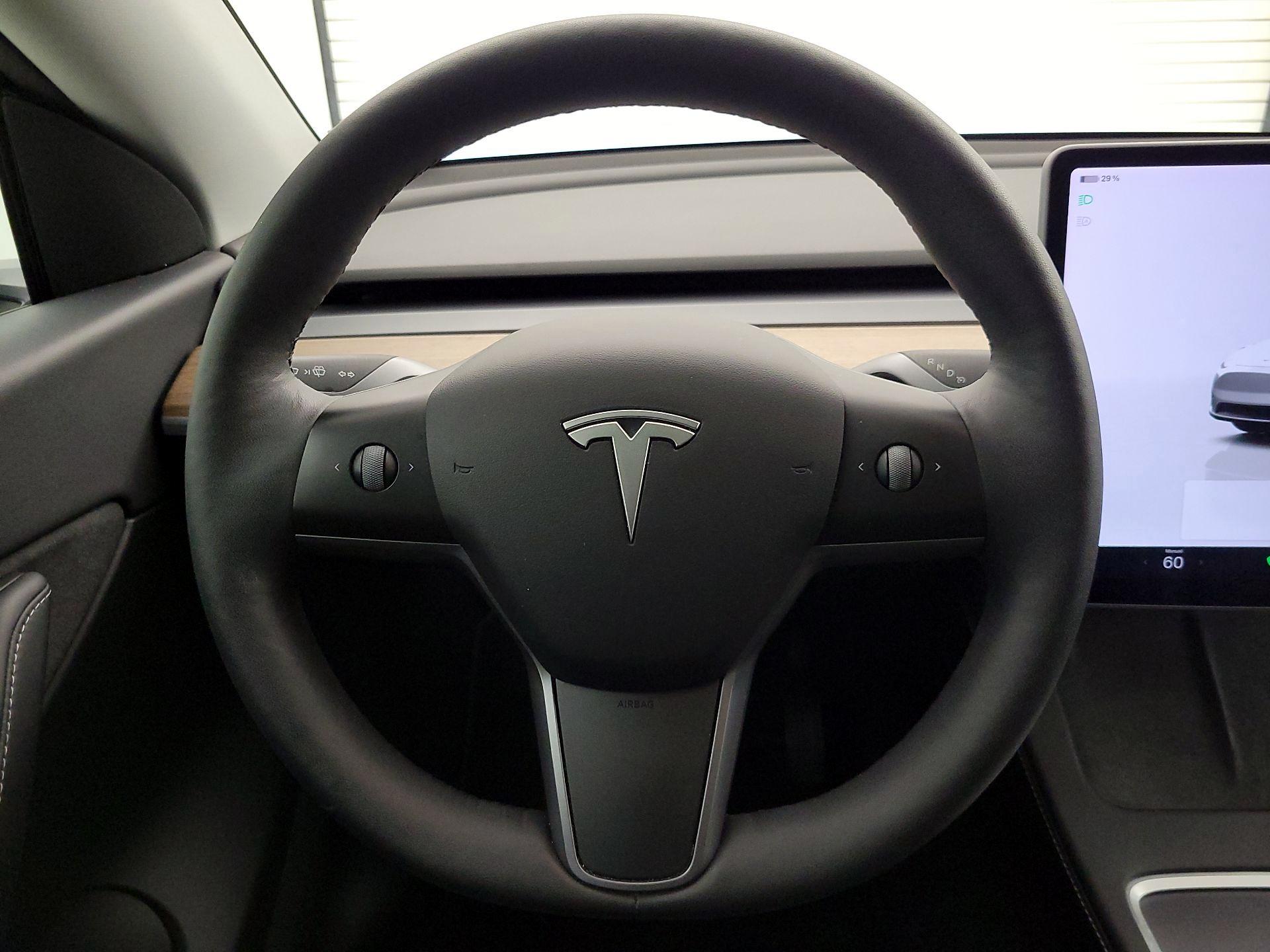 Thumbnail: 2022 Tesla Model Y - 10