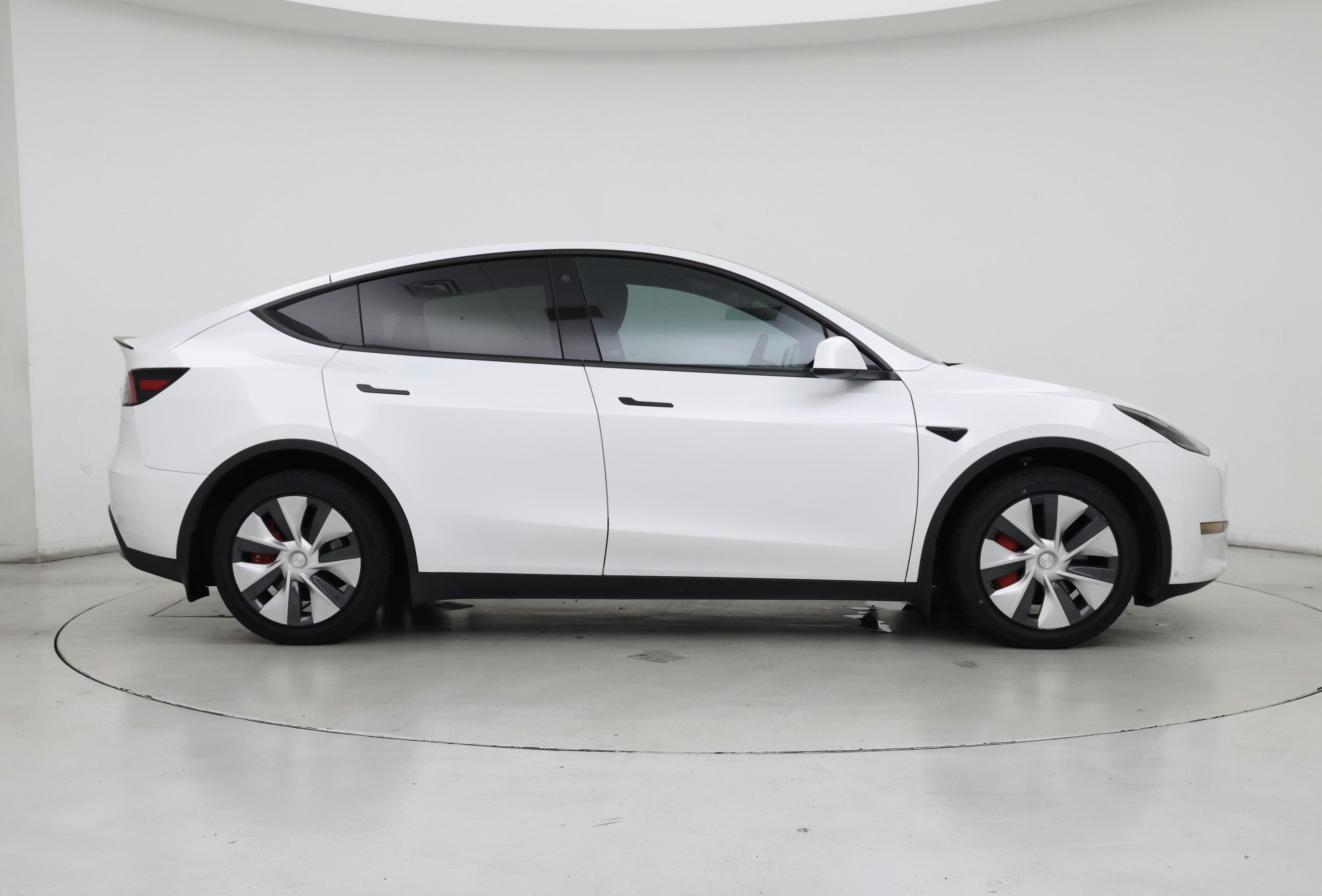 Thumbnail: 2022 Tesla Model Y - 7