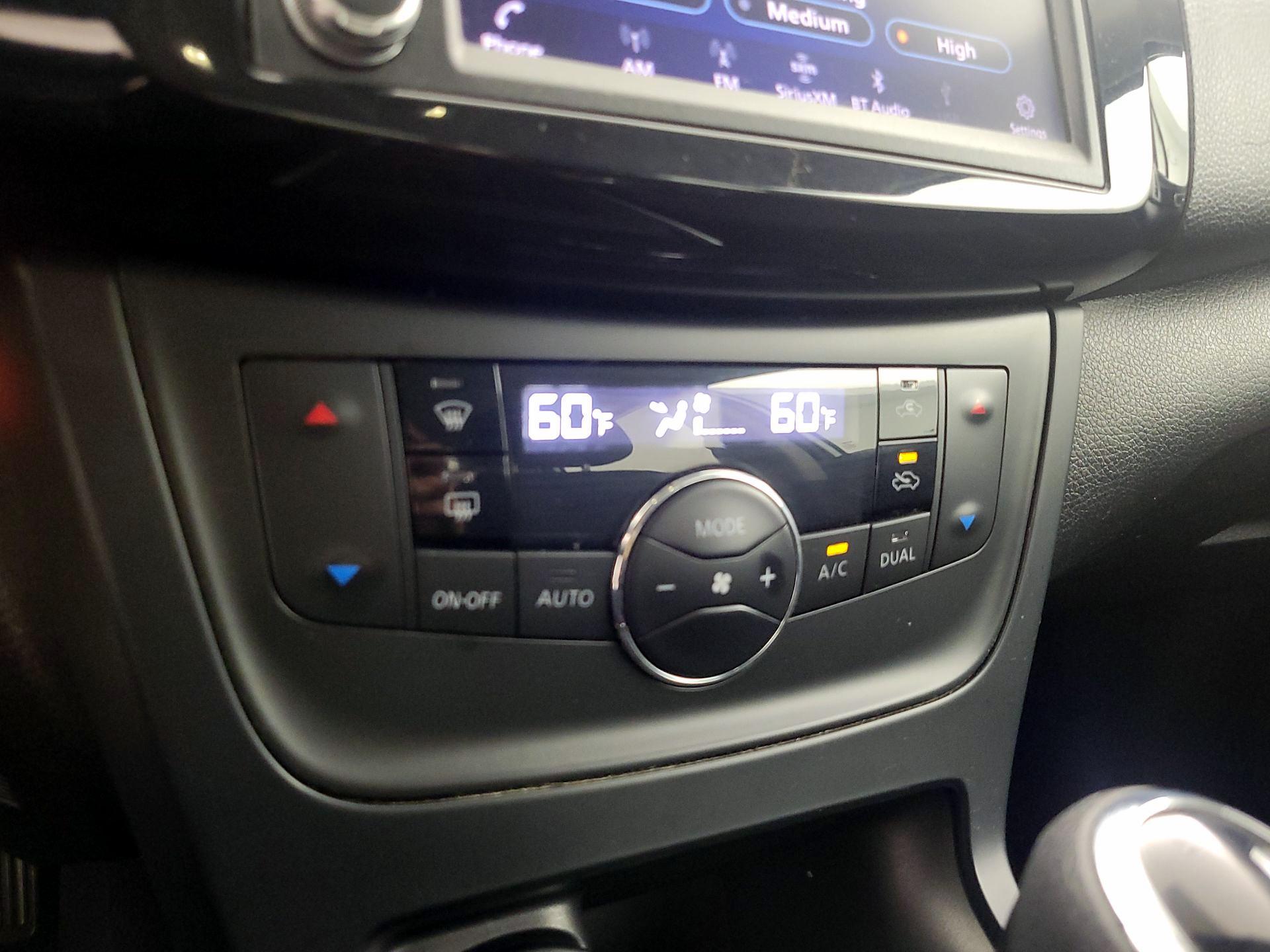 Thumbnail: 2019 Nissan Sentra - 16