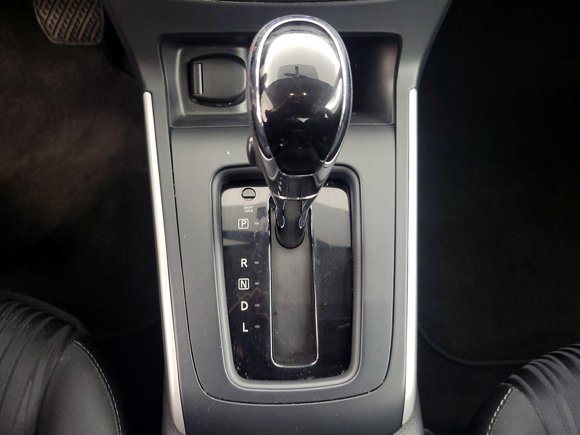 Thumbnail: 2019 Nissan Sentra - 17