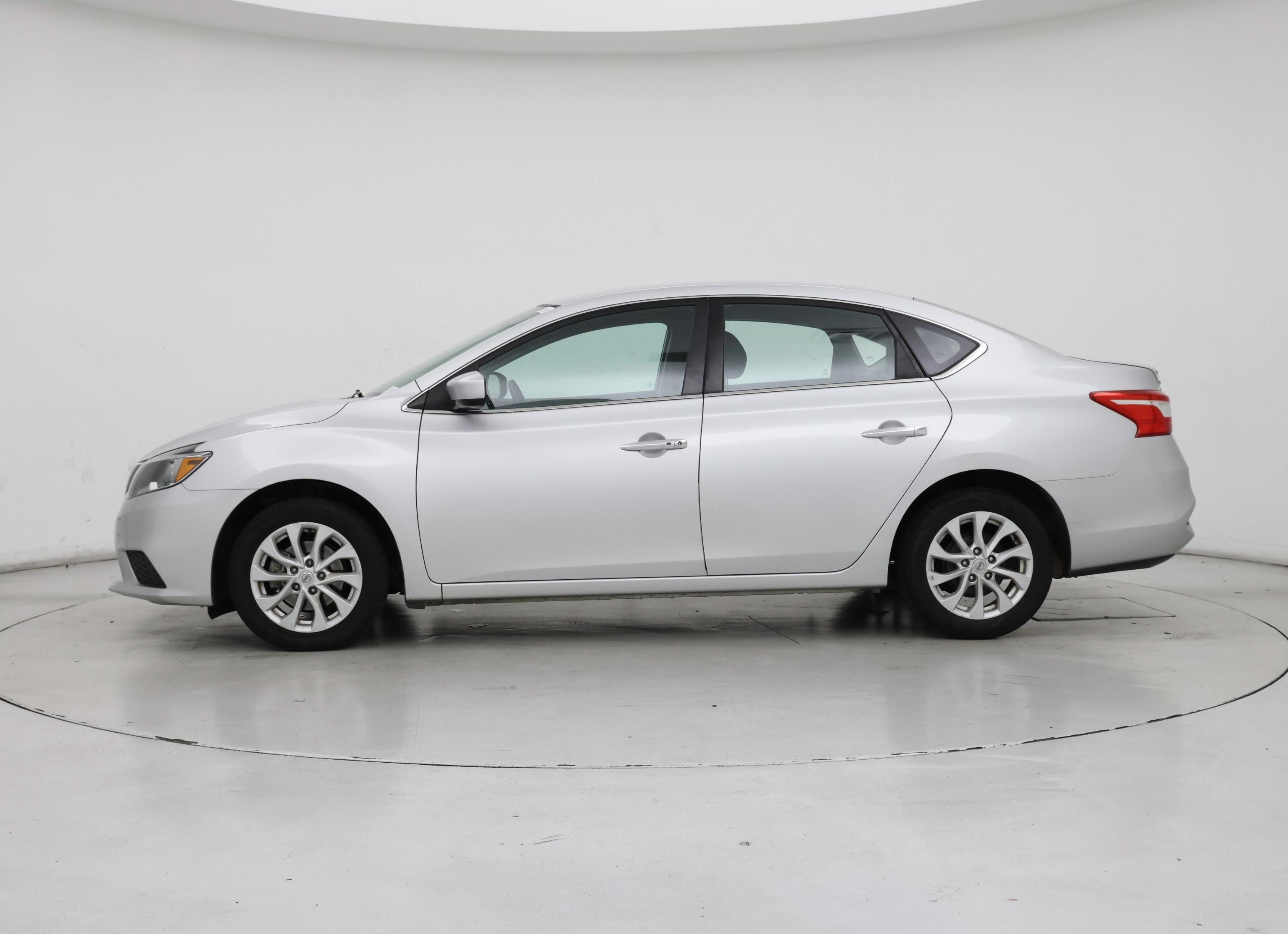 Thumbnail: 2019 Nissan Sentra - 3