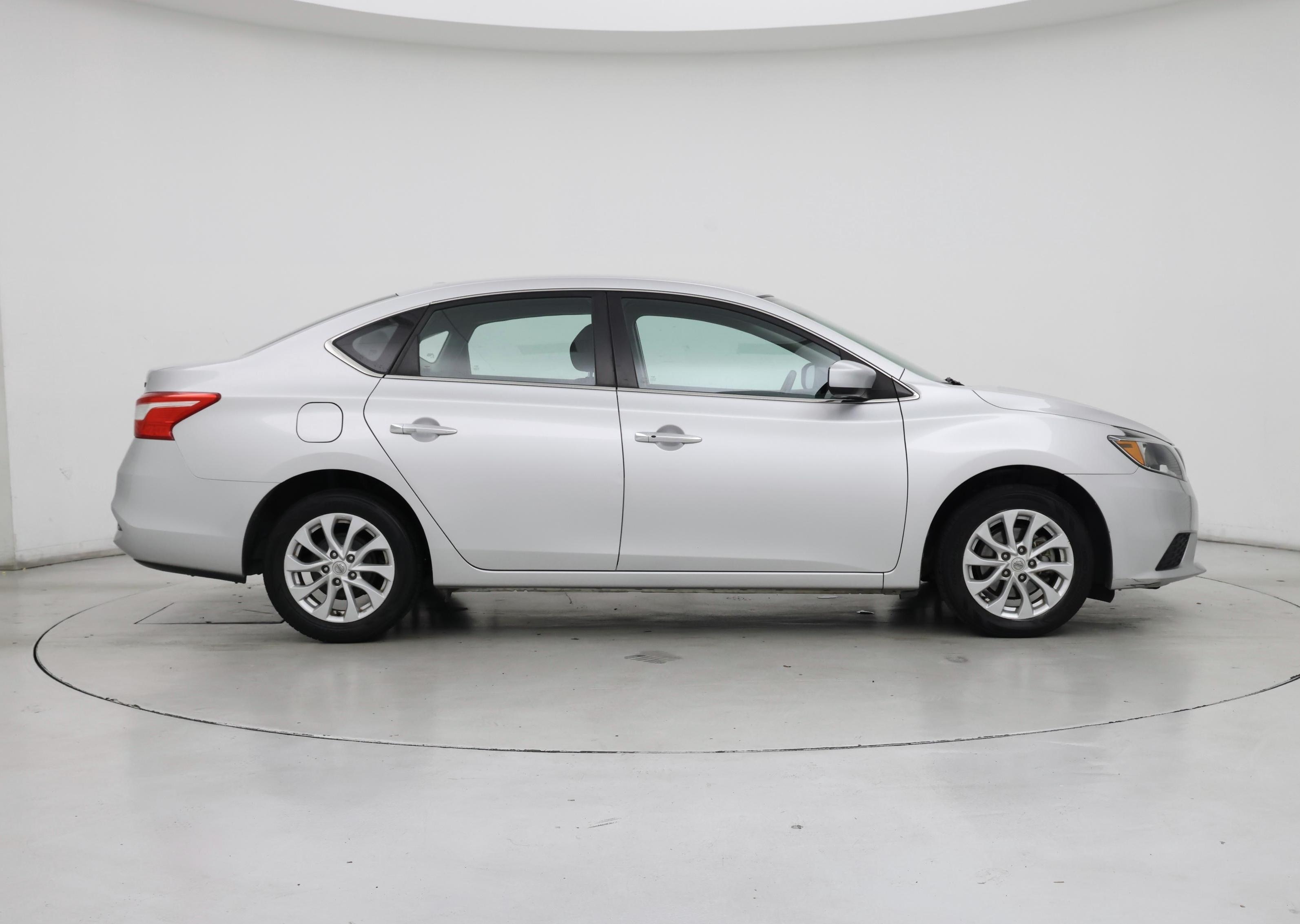 Thumbnail: 2019 Nissan Sentra - 7