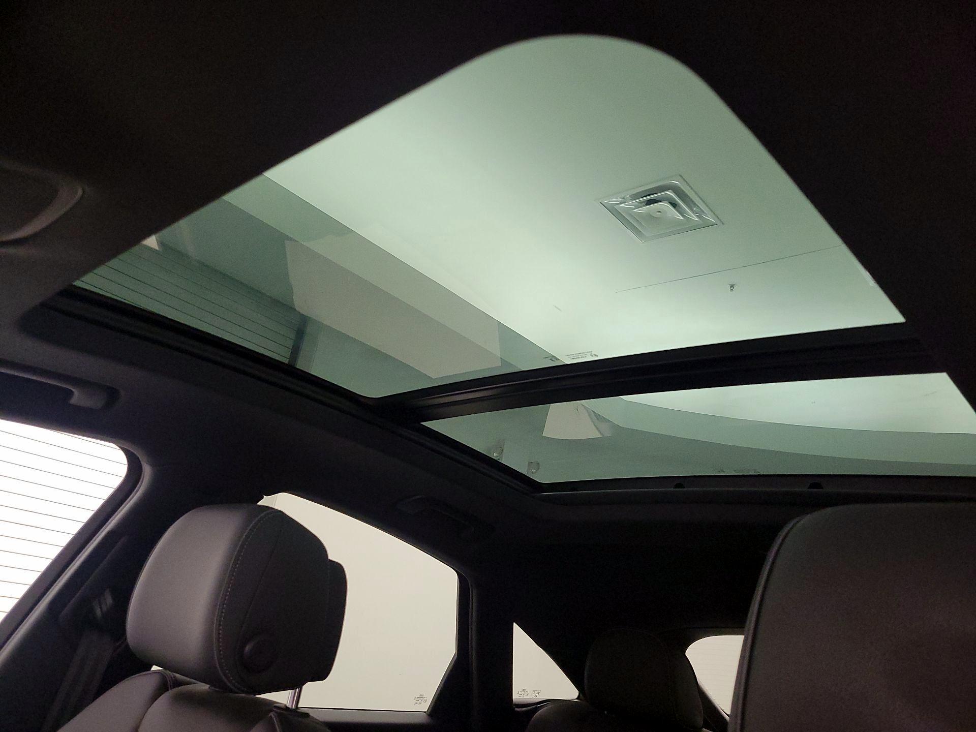 Thumbnail: 2023 Audi Q5 - 20