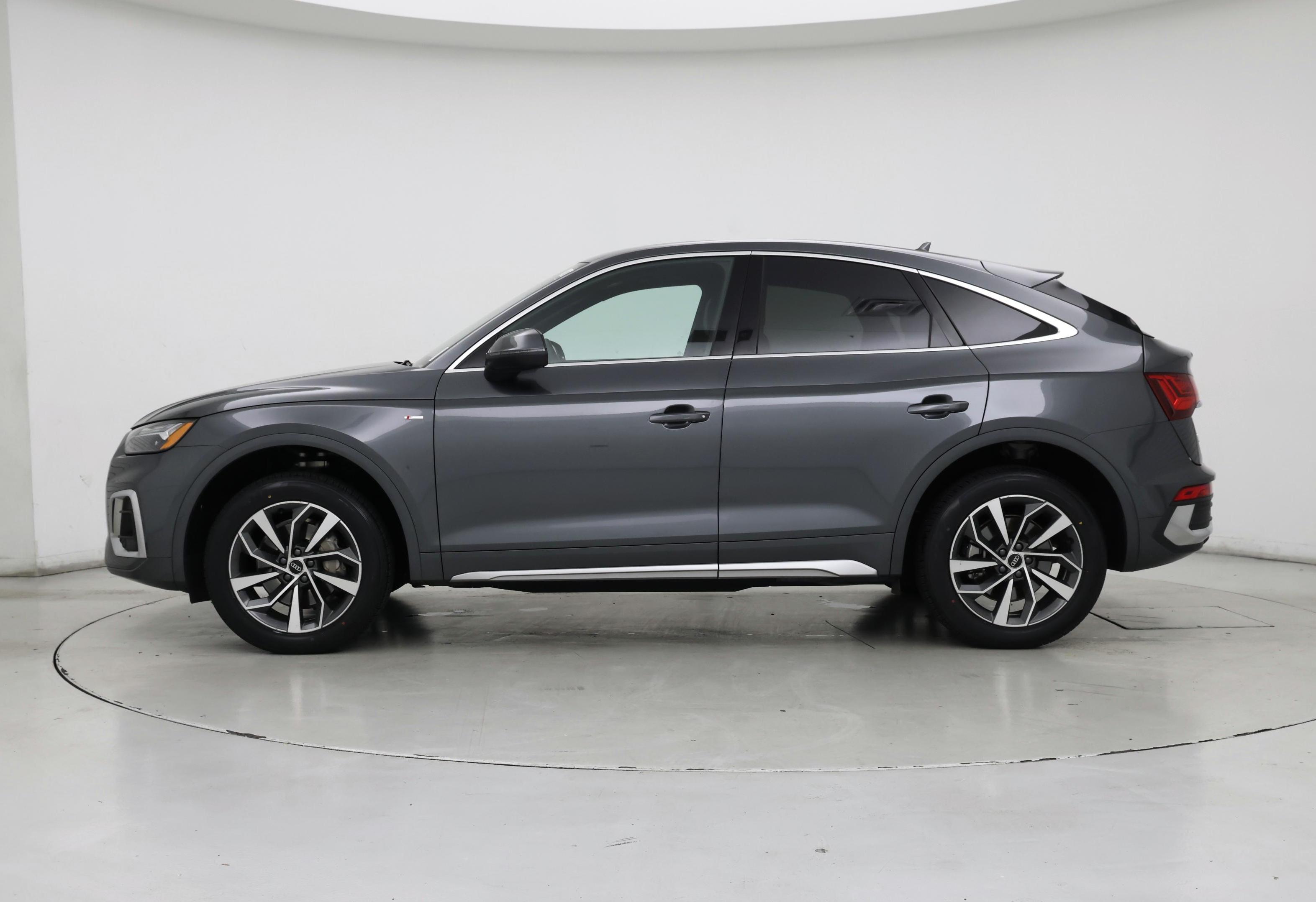 Thumbnail: 2023 Audi Q5 - 3