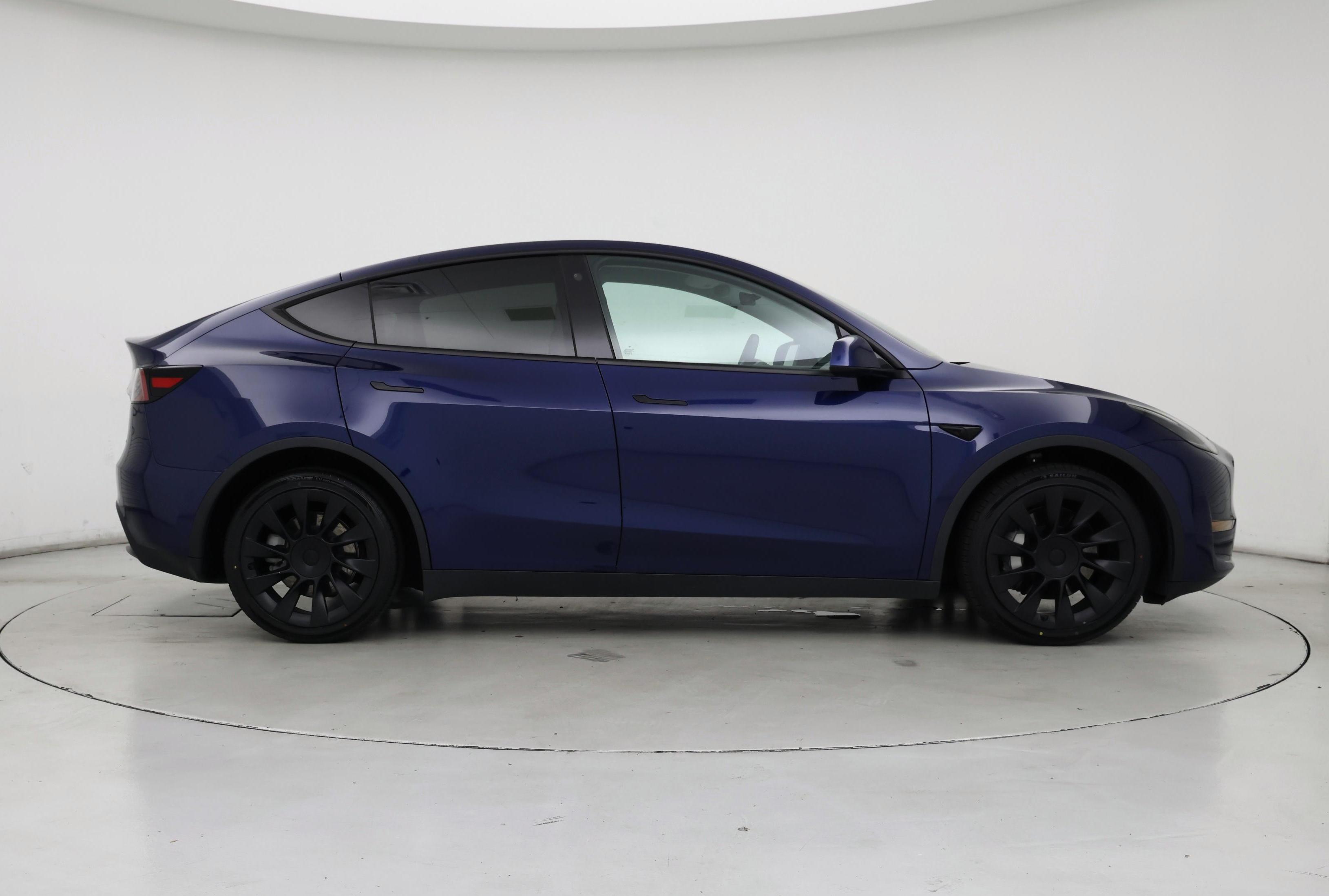 Thumbnail: 2022 Tesla Model Y - 7