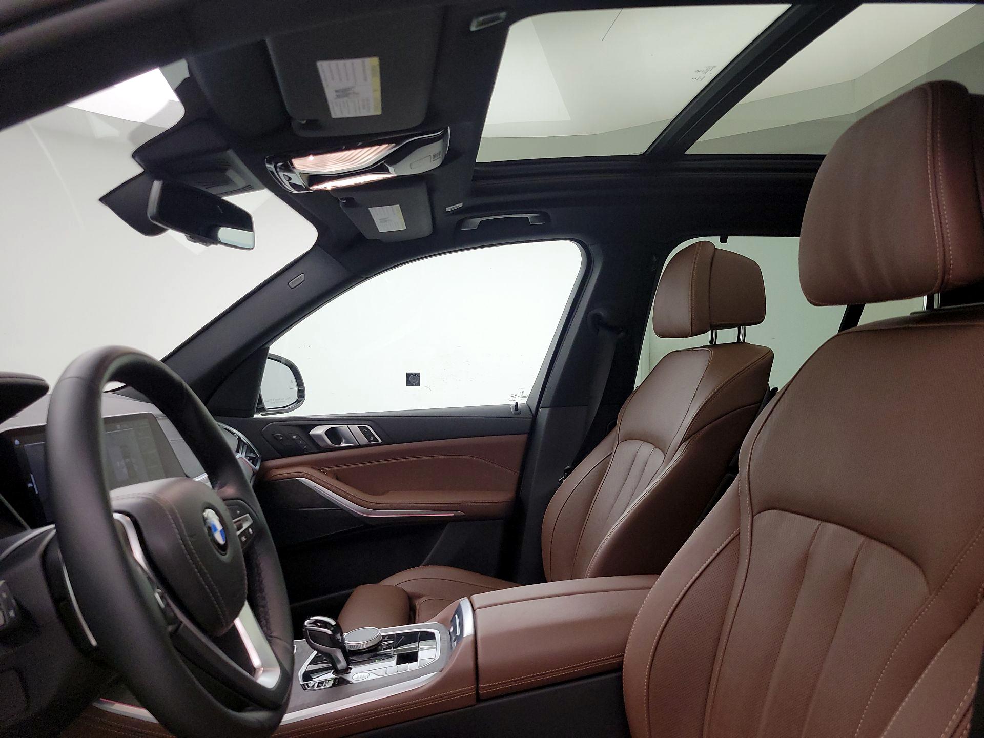 Thumbnail: 2022 BMW X5 - 20