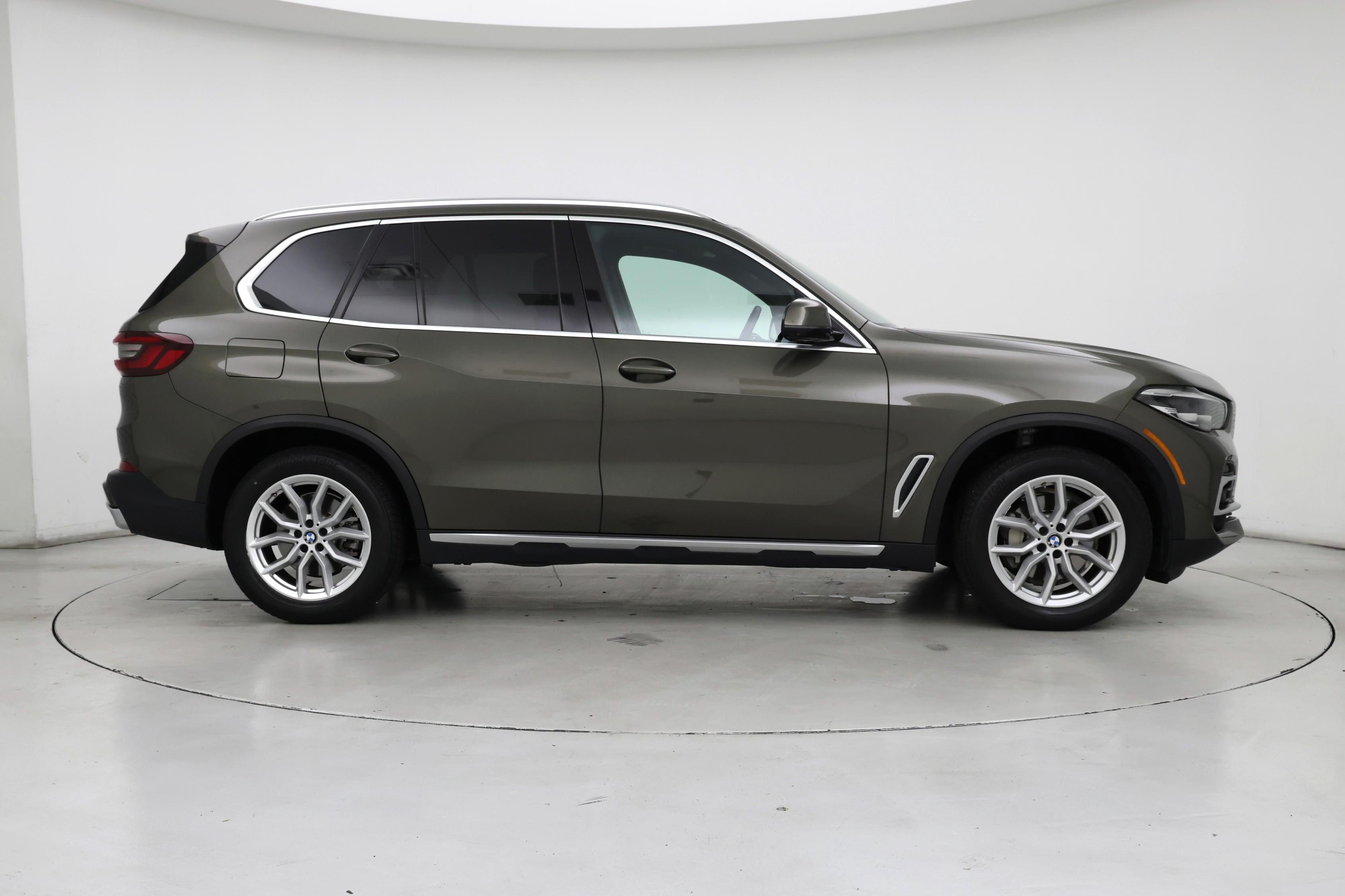 Thumbnail: 2022 BMW X5 - 7