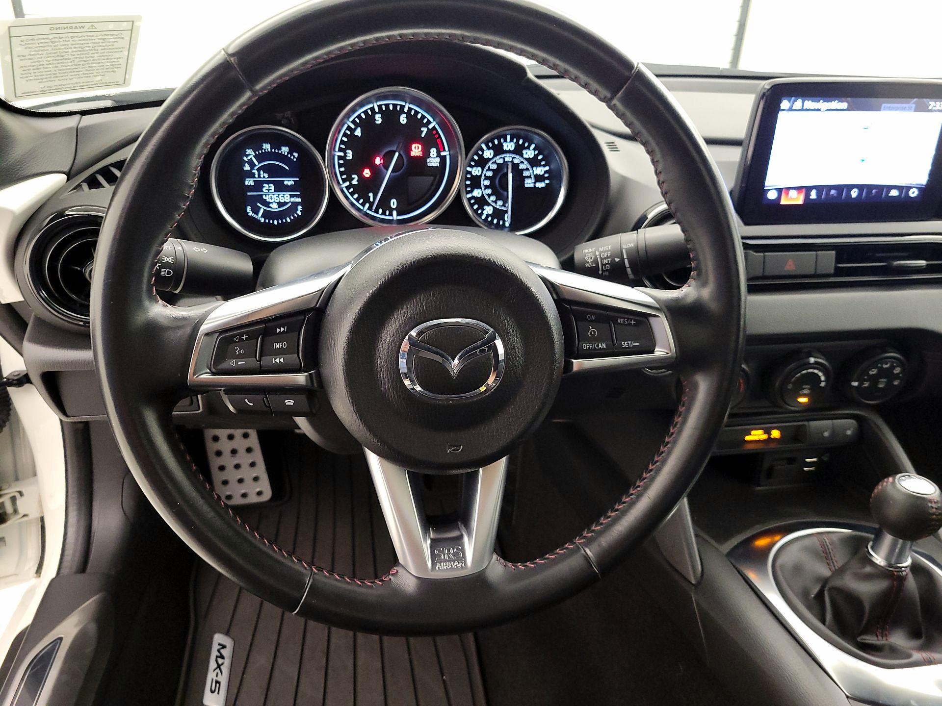 Thumbnail: 2019 Mazda MX-5 Miata - 10