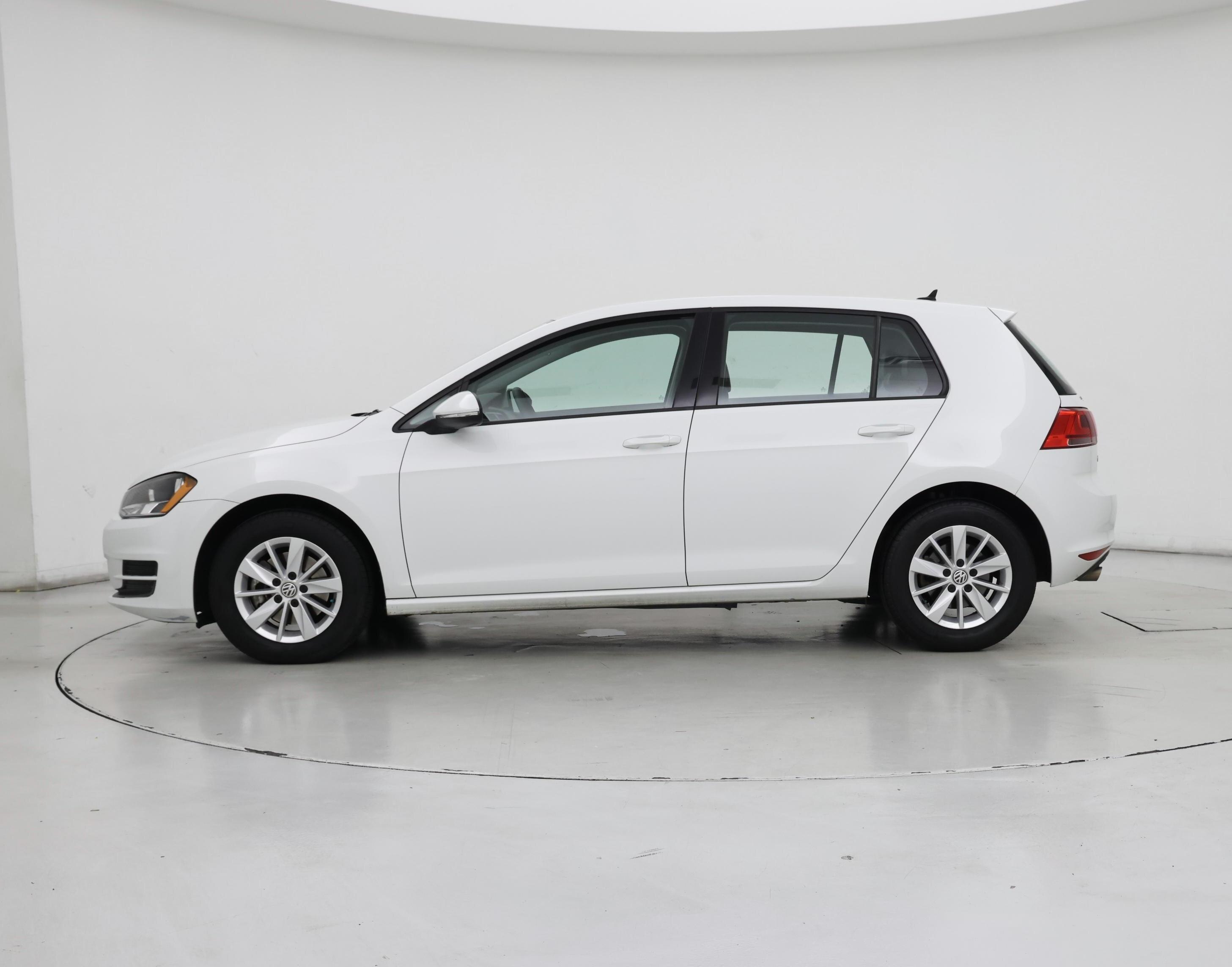 Thumbnail: 2015 Volkswagen Golf - 3