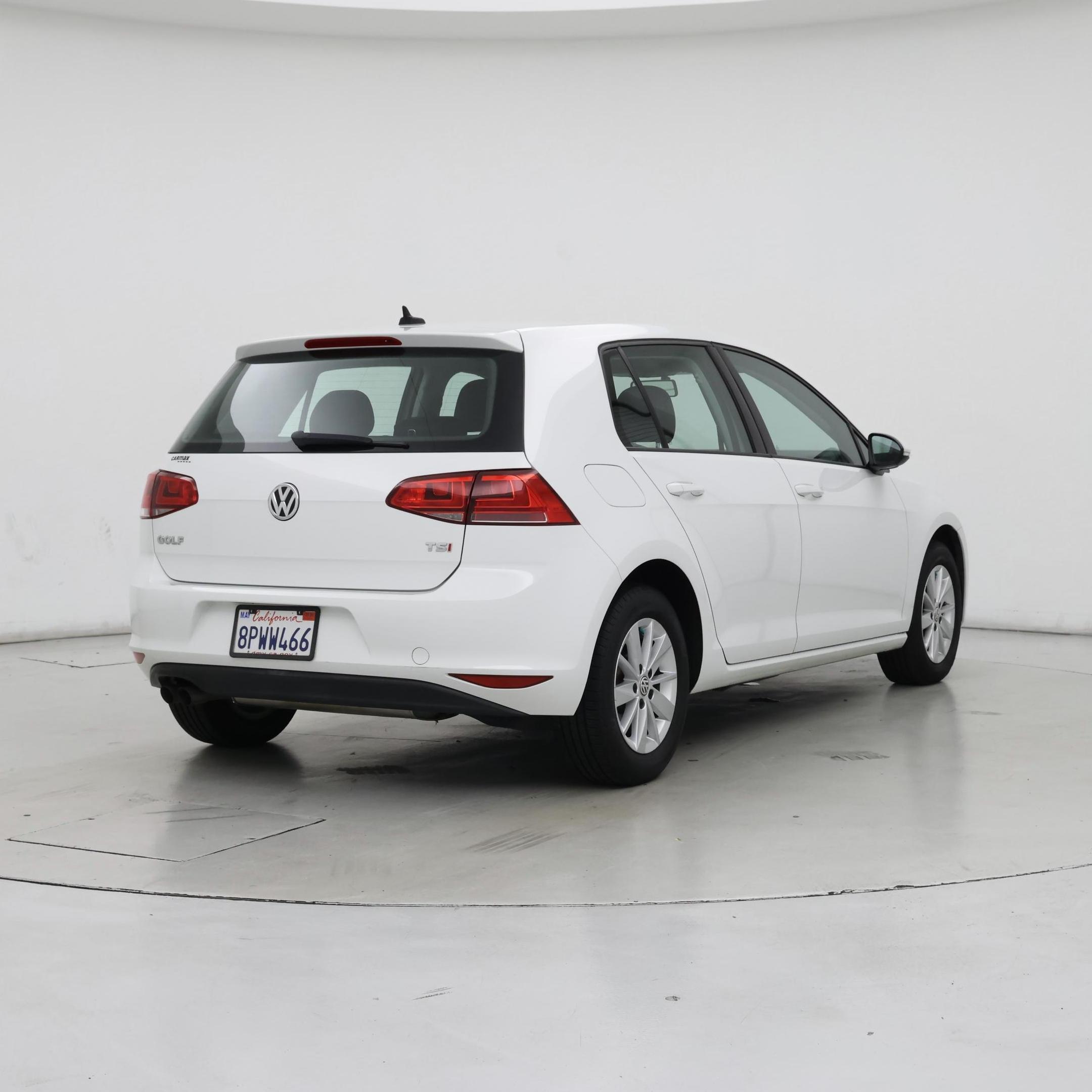 Thumbnail: 2015 Volkswagen Golf - 8