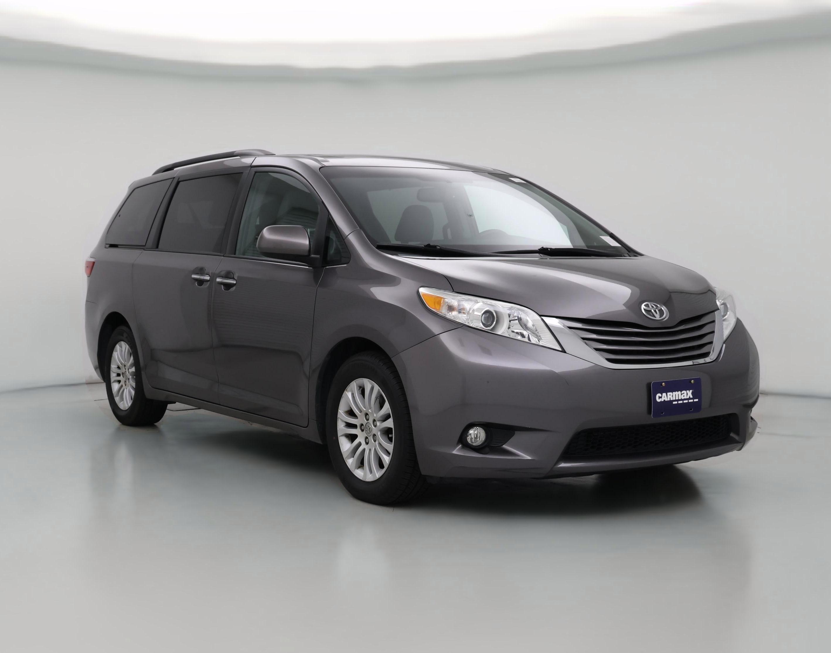 Thumbnail: 2015 Toyota Sienna - 1