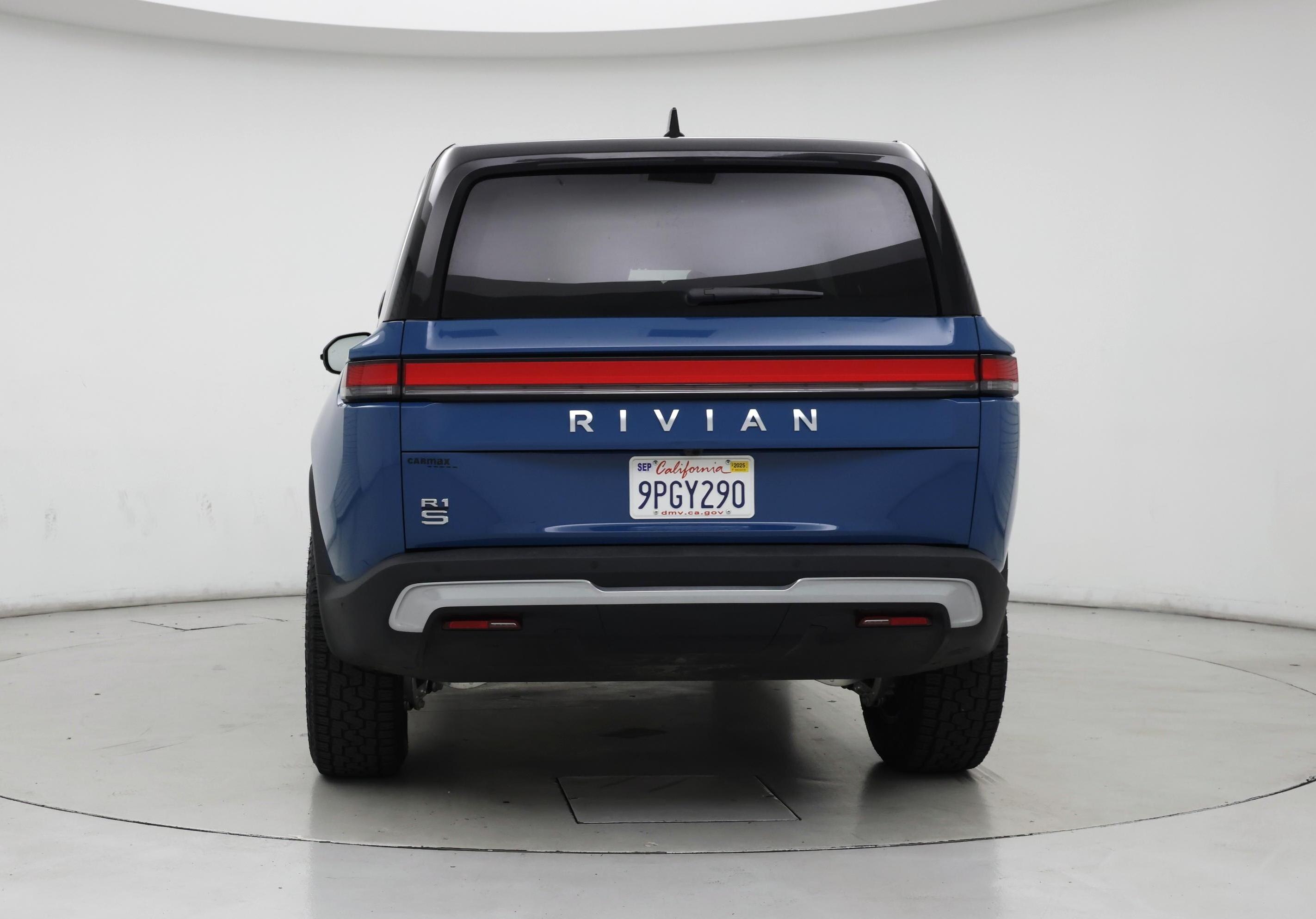 Thumbnail: 2025 Rivian R1S - 6