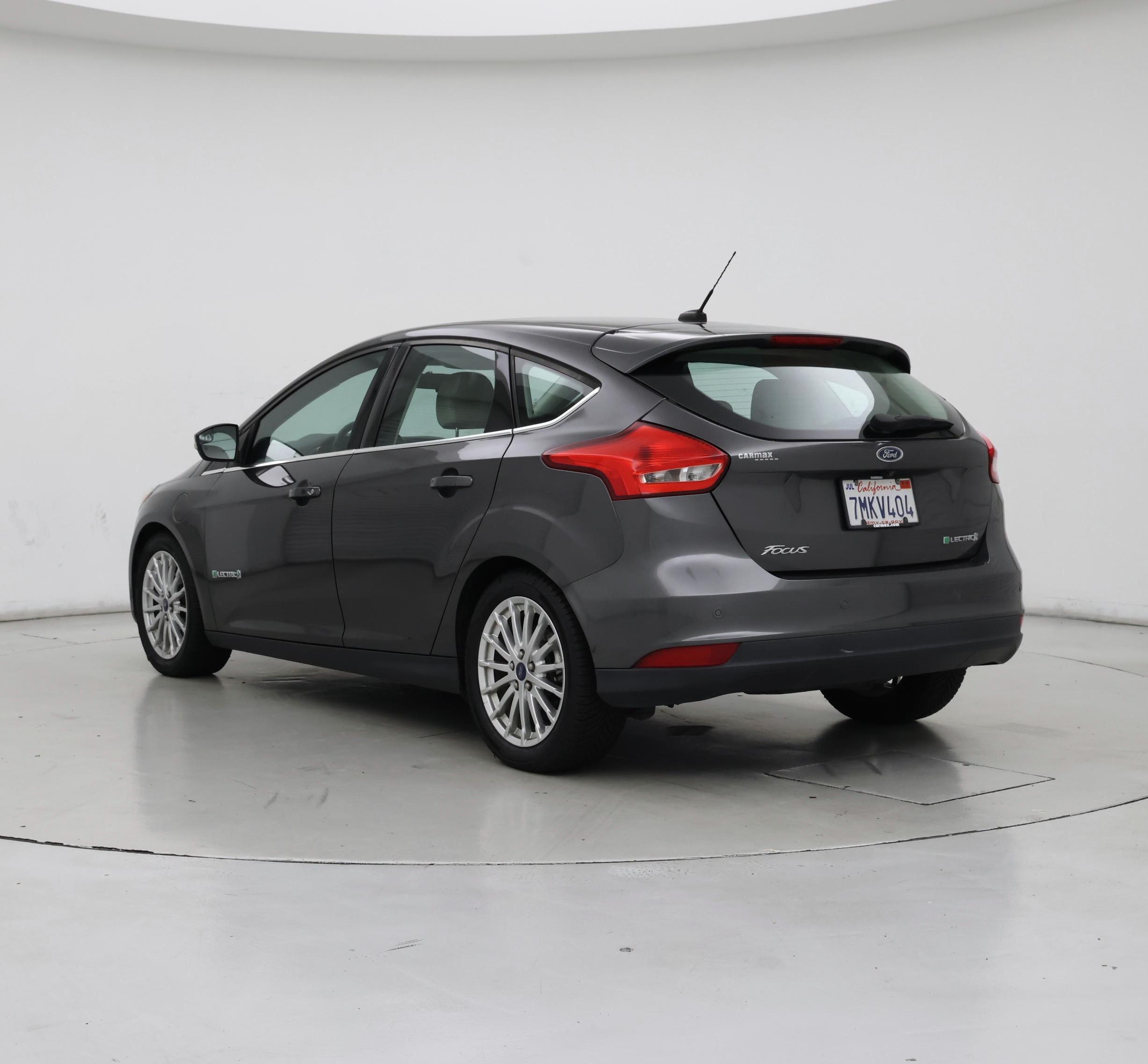 Thumbnail: 2015 Ford Focus - 2
