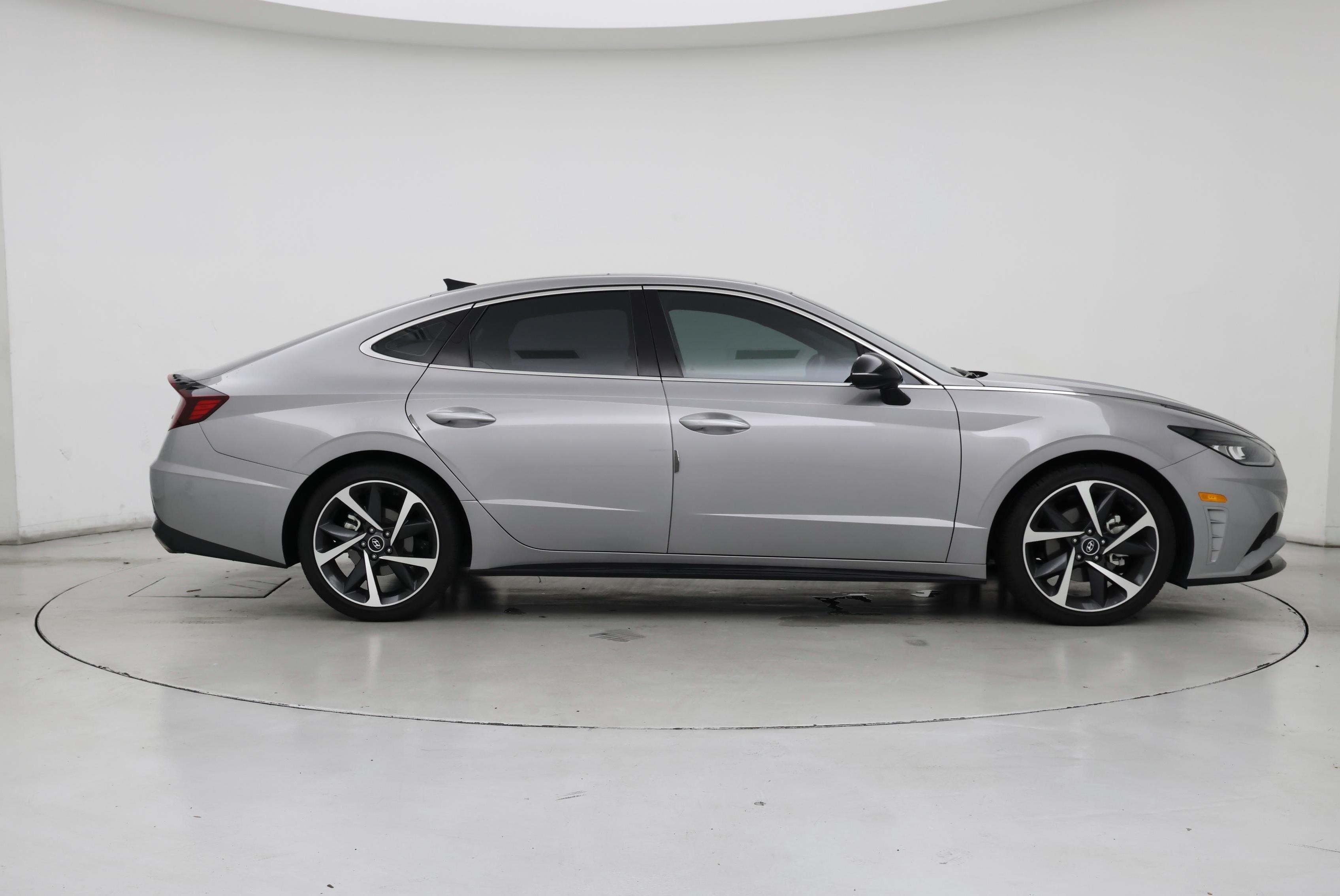Thumbnail: 2023 Hyundai Sonata - 7
