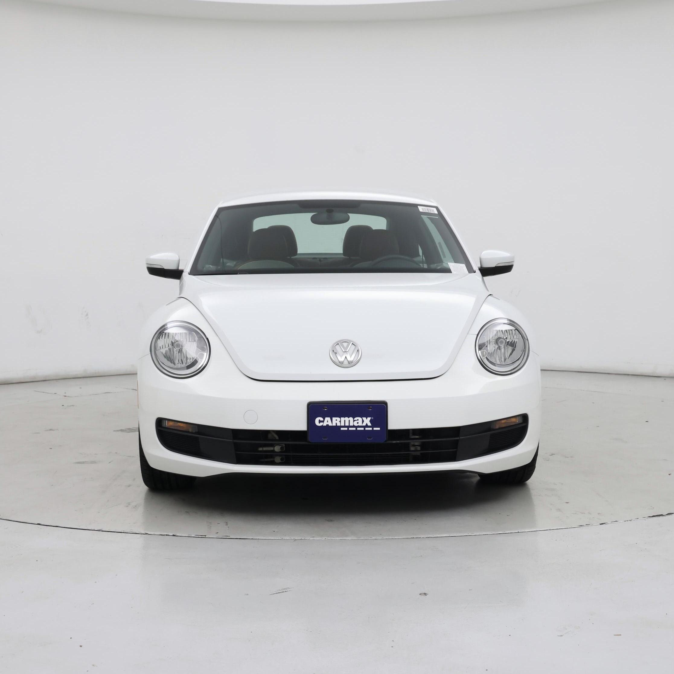 Thumbnail: 2015 Volkswagen Beetle - 5