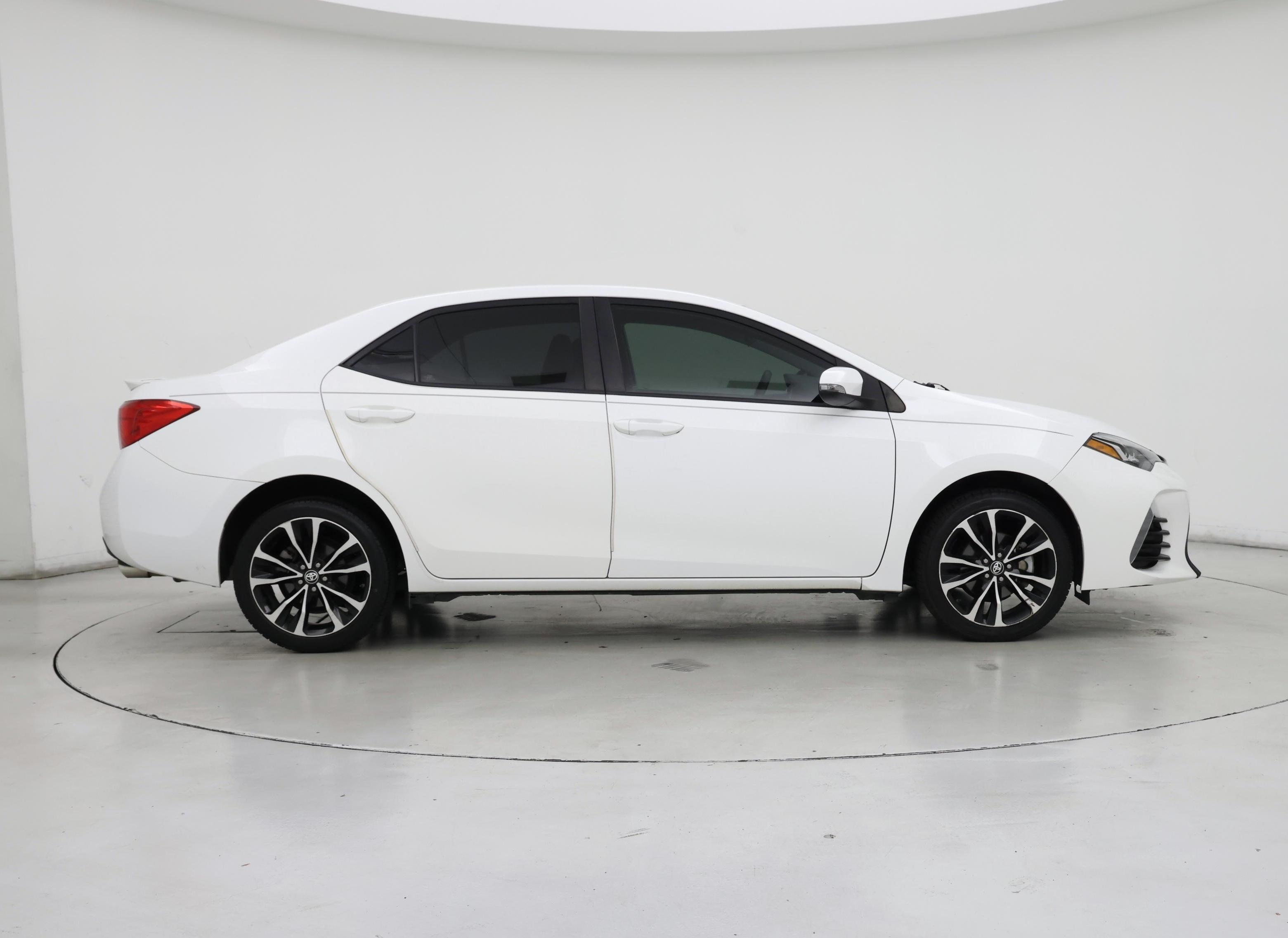 Thumbnail: 2019 Toyota Corolla - 7