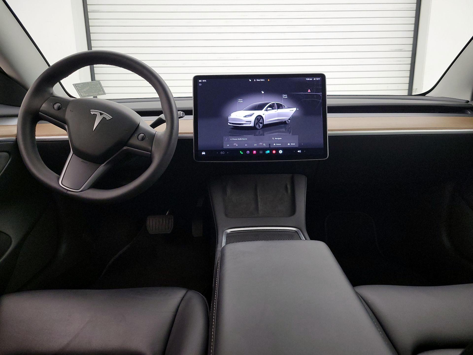 Thumbnail: 2023 Tesla Model 3 - 9