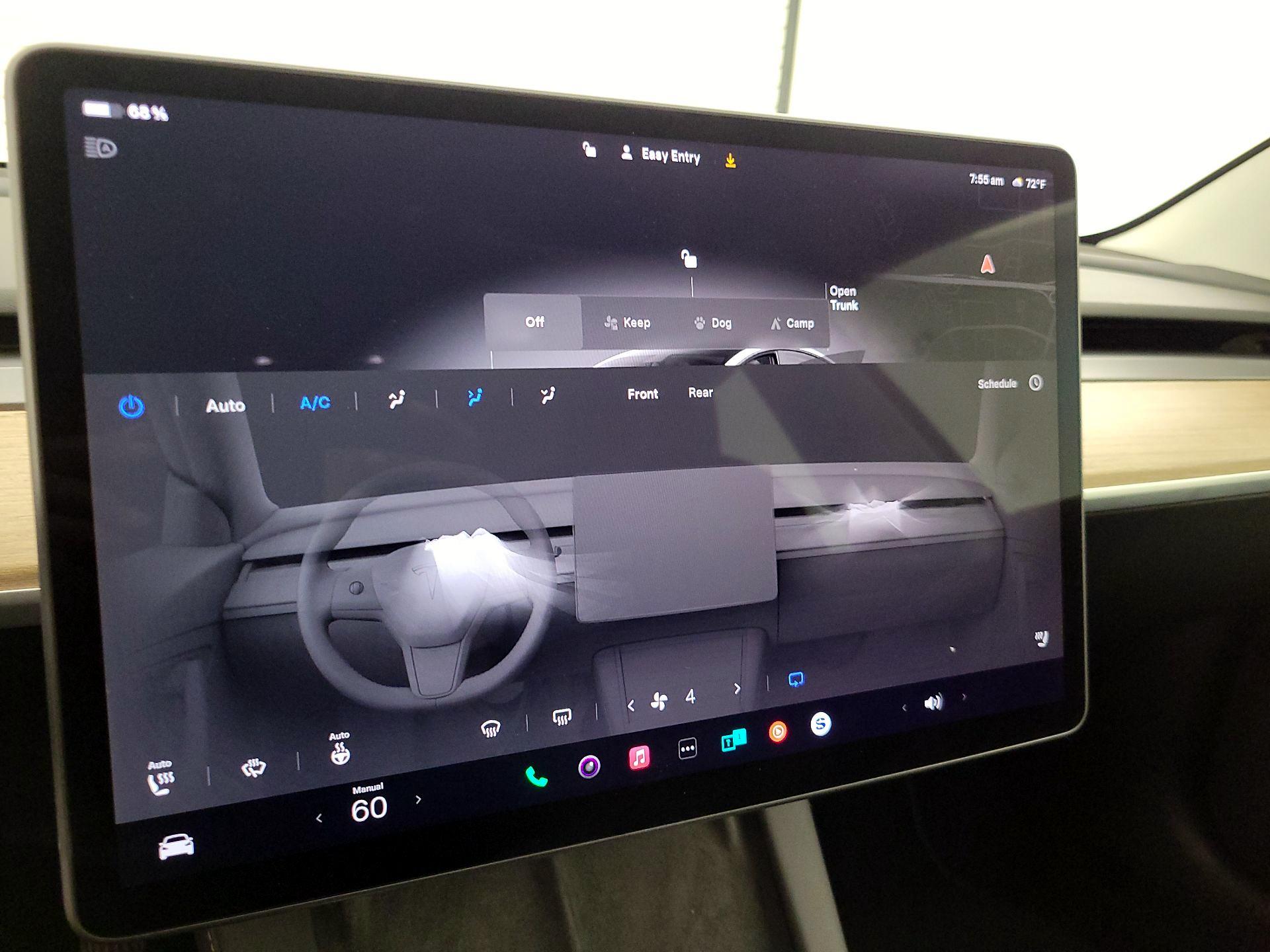 Thumbnail: 2023 Tesla Model 3 - 16