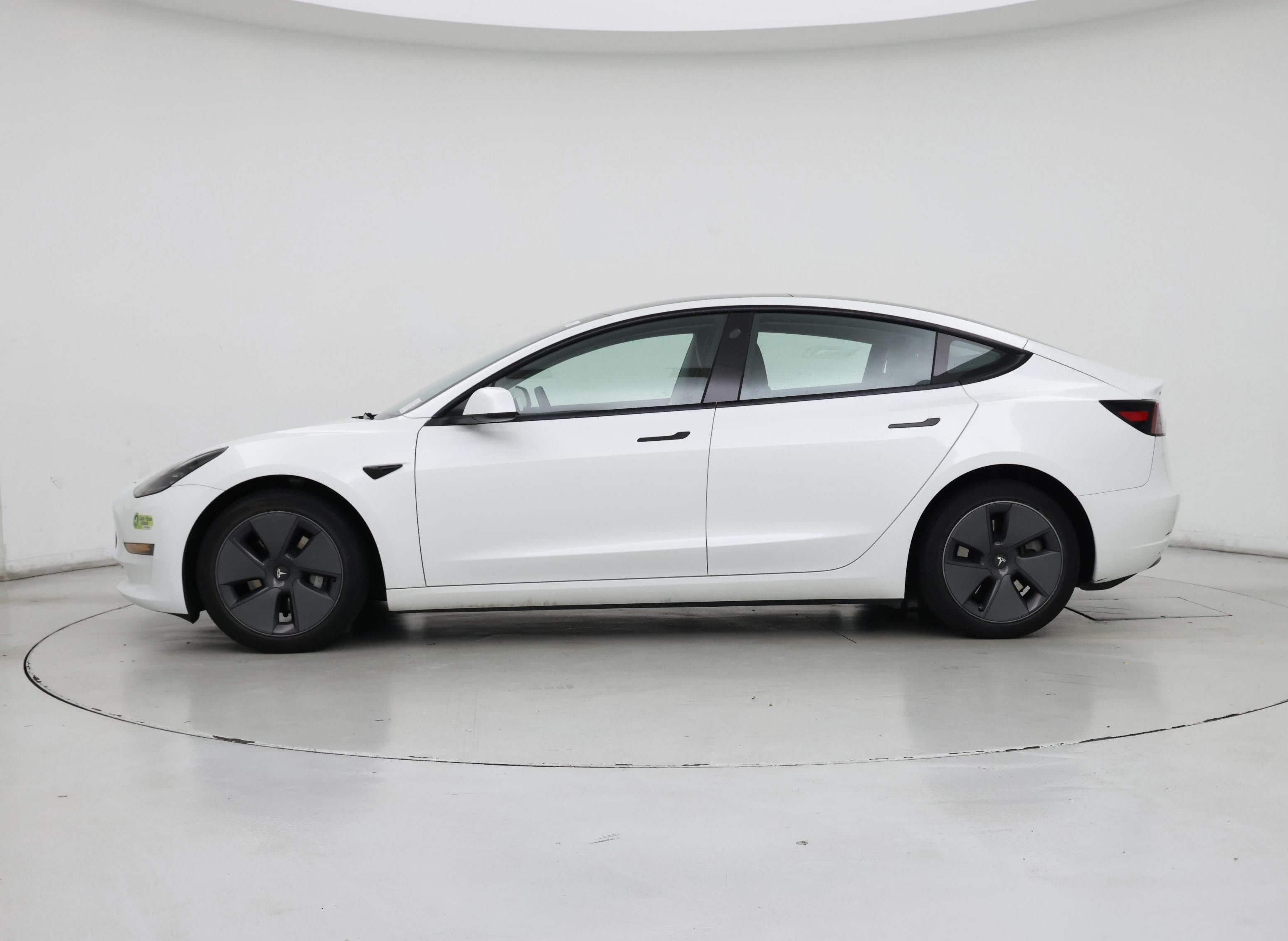 Thumbnail: 2023 Tesla Model 3 - 3