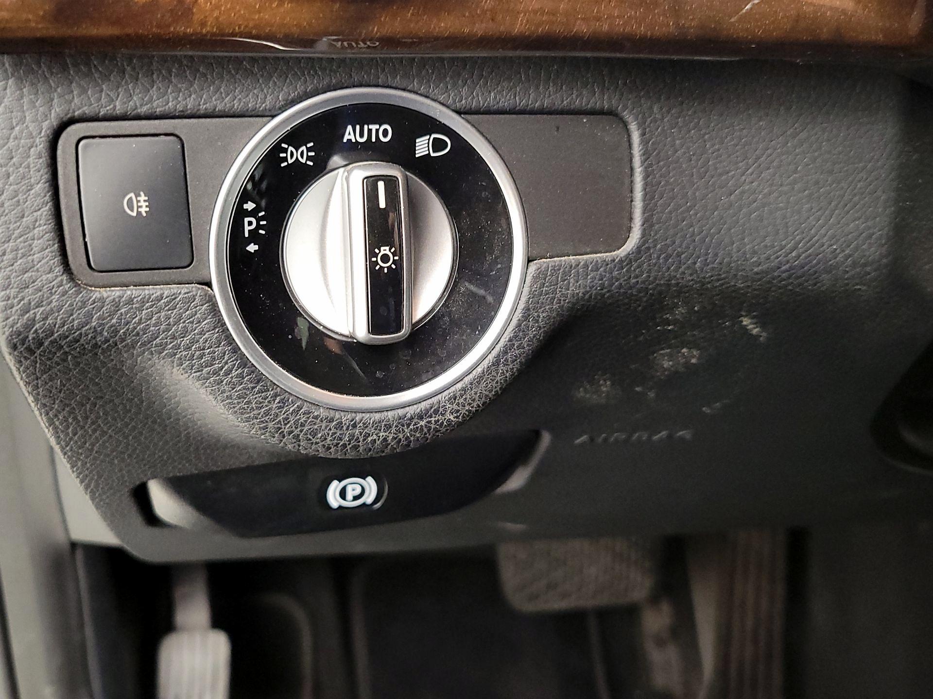 Thumbnail: 2014 Mercedes-Benz GLK - 13