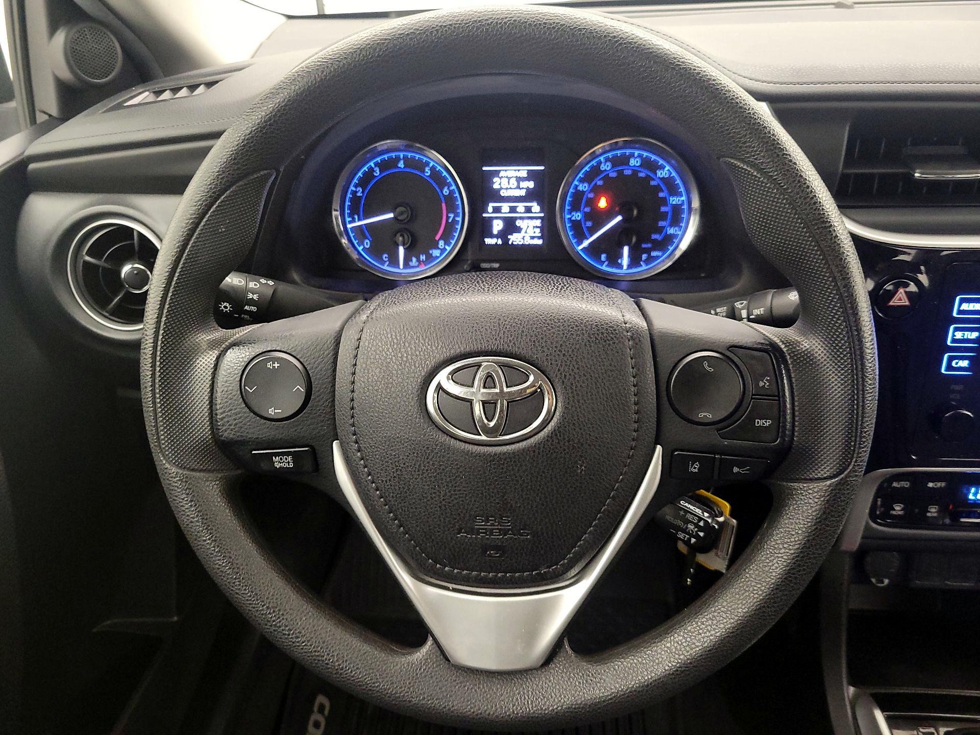 Thumbnail: 2019 Toyota Corolla - 10