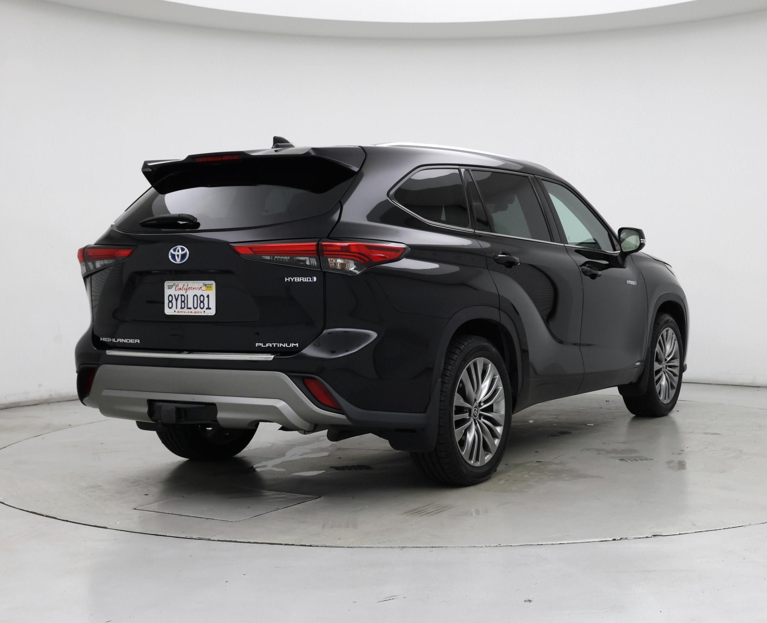 Thumbnail: 2021 Toyota Highlander - 8