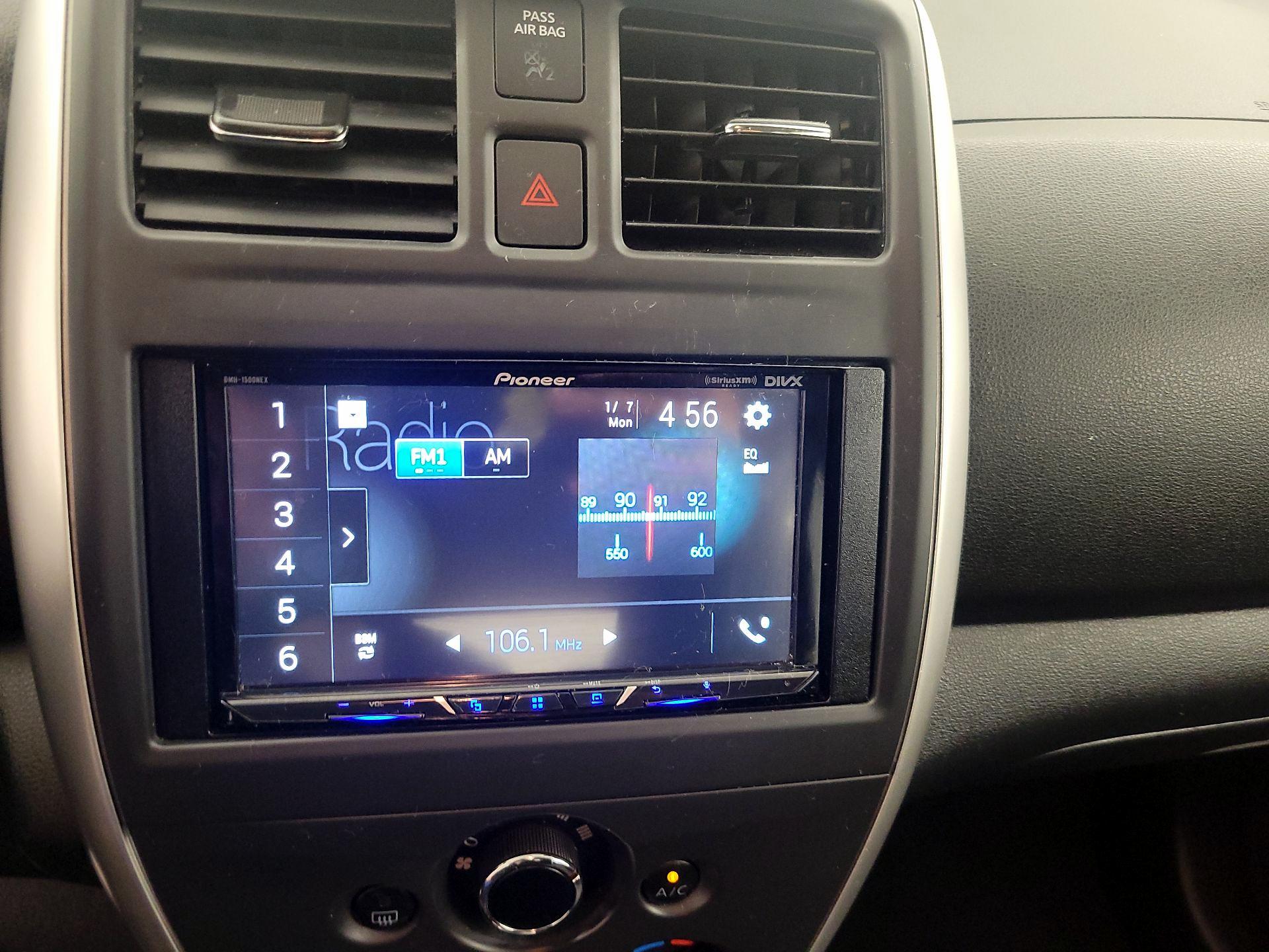 Thumbnail: 2018 Nissan Versa - 15