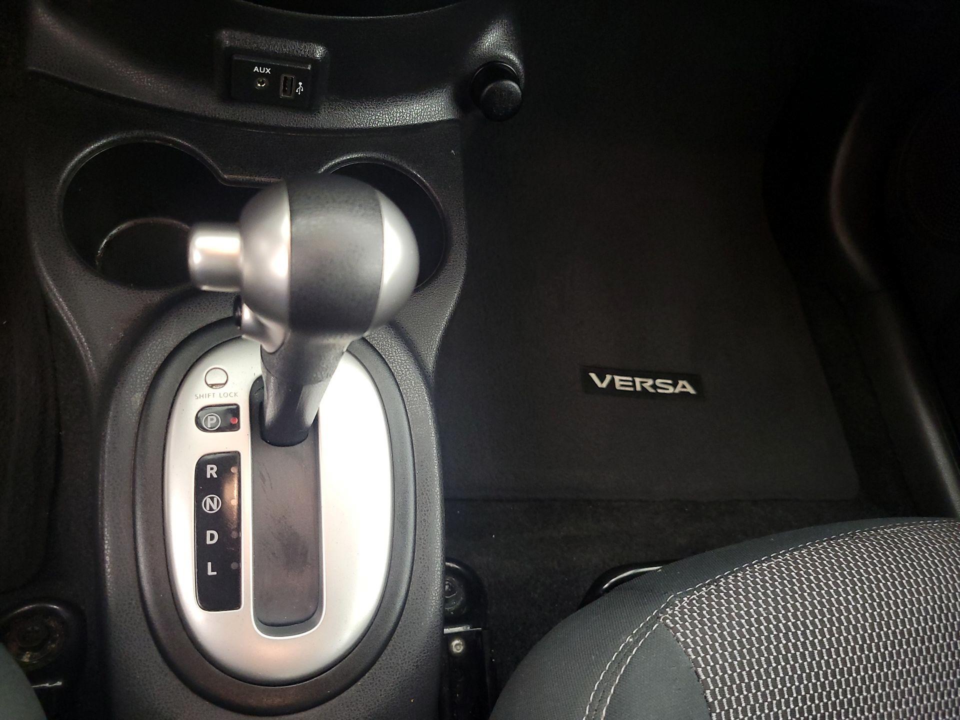 Thumbnail: 2018 Nissan Versa - 17