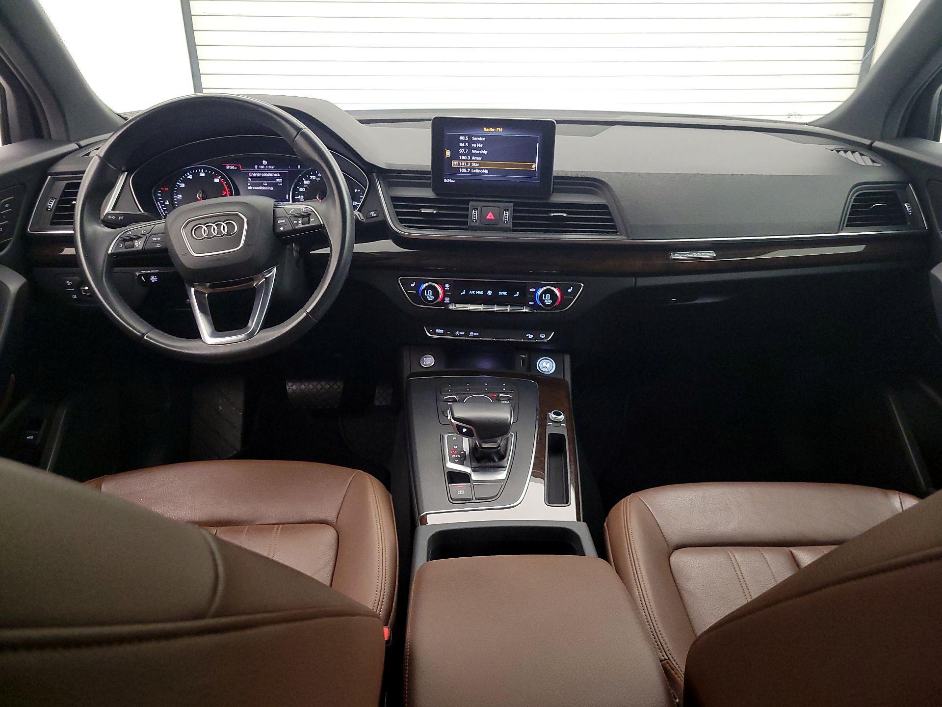 Thumbnail: 2019 Audi Q5 - 9