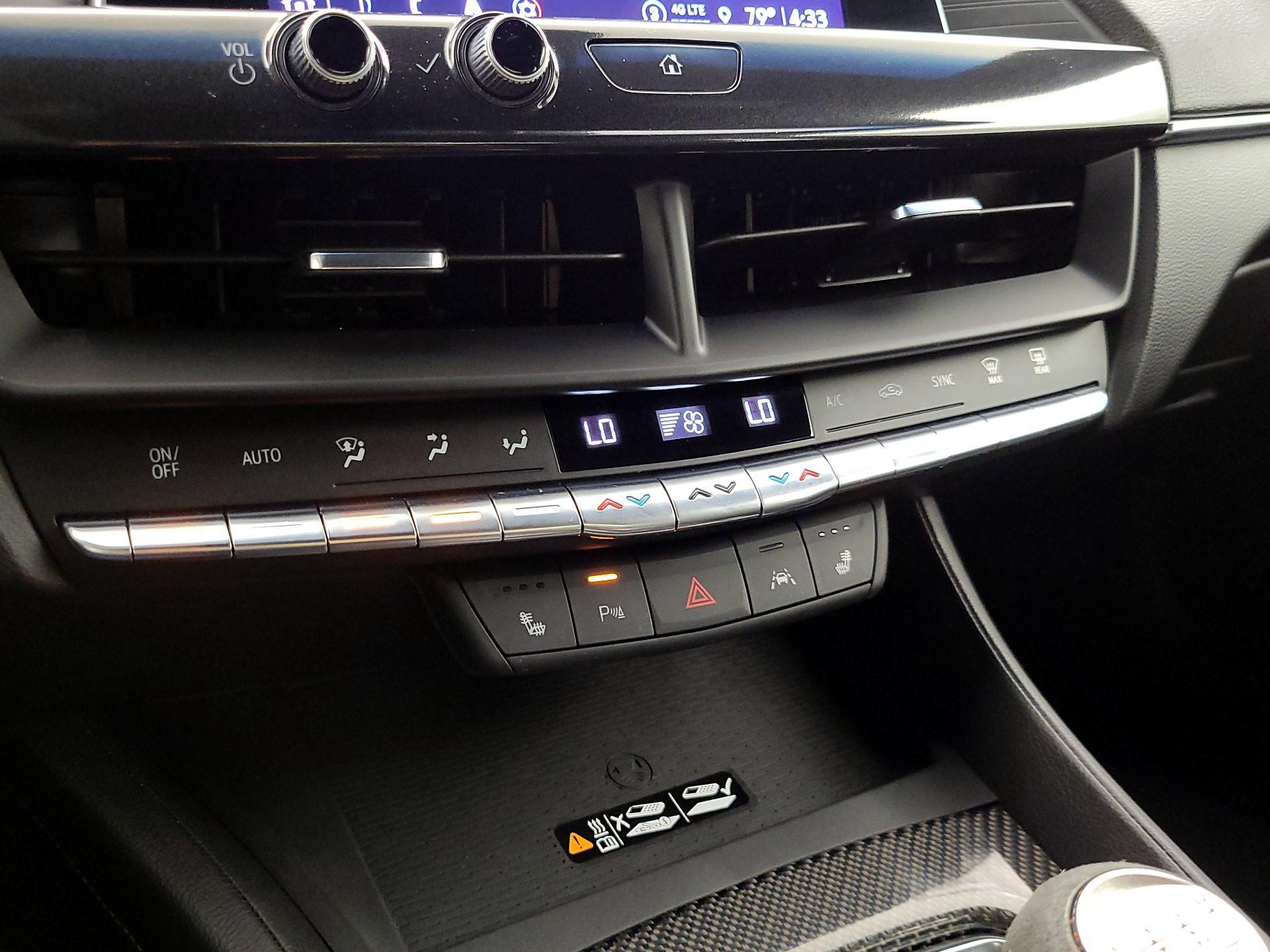 Thumbnail: 2022 Cadillac CT4 - 17