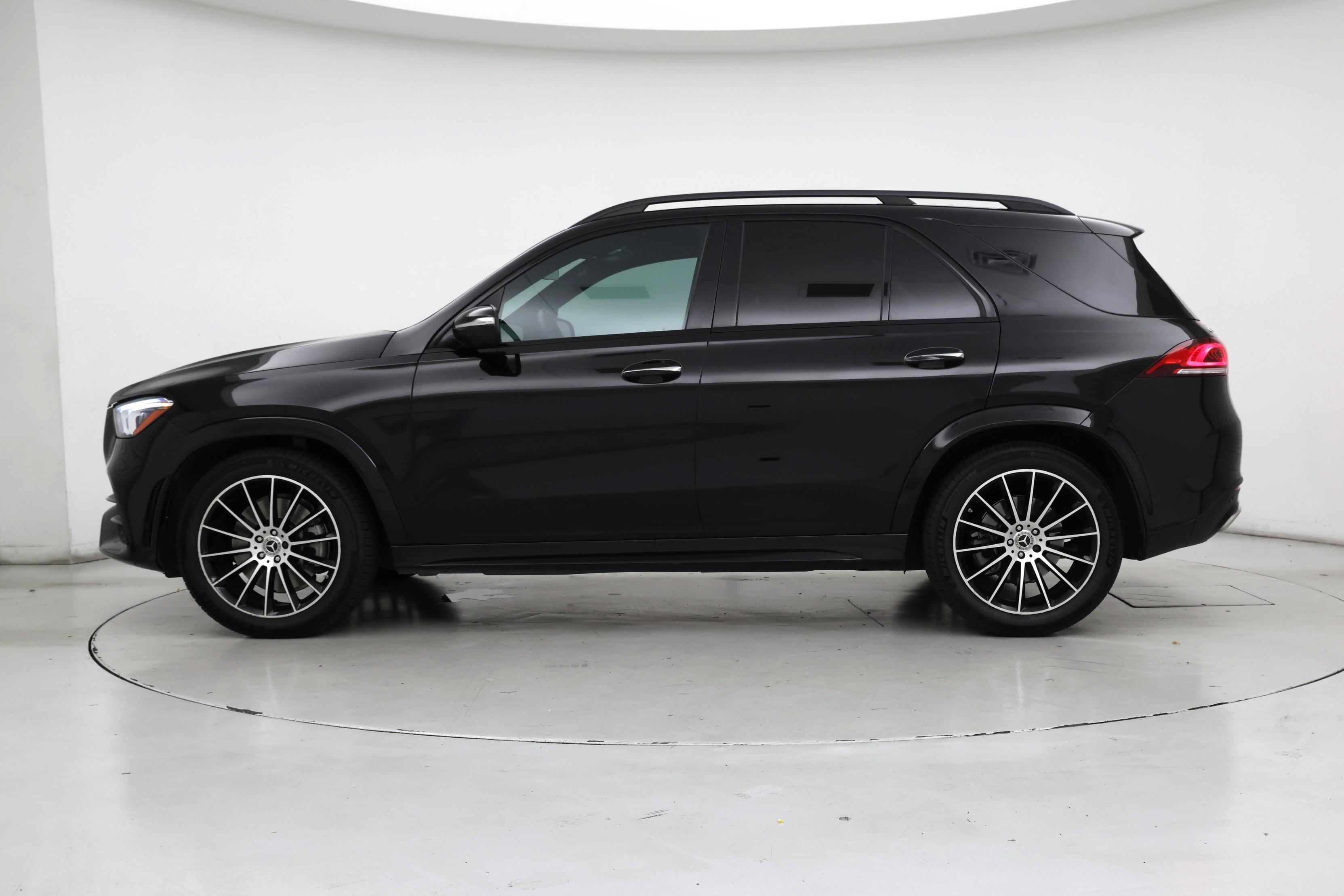 Thumbnail: 2021 Mercedes-Benz GLE - 3