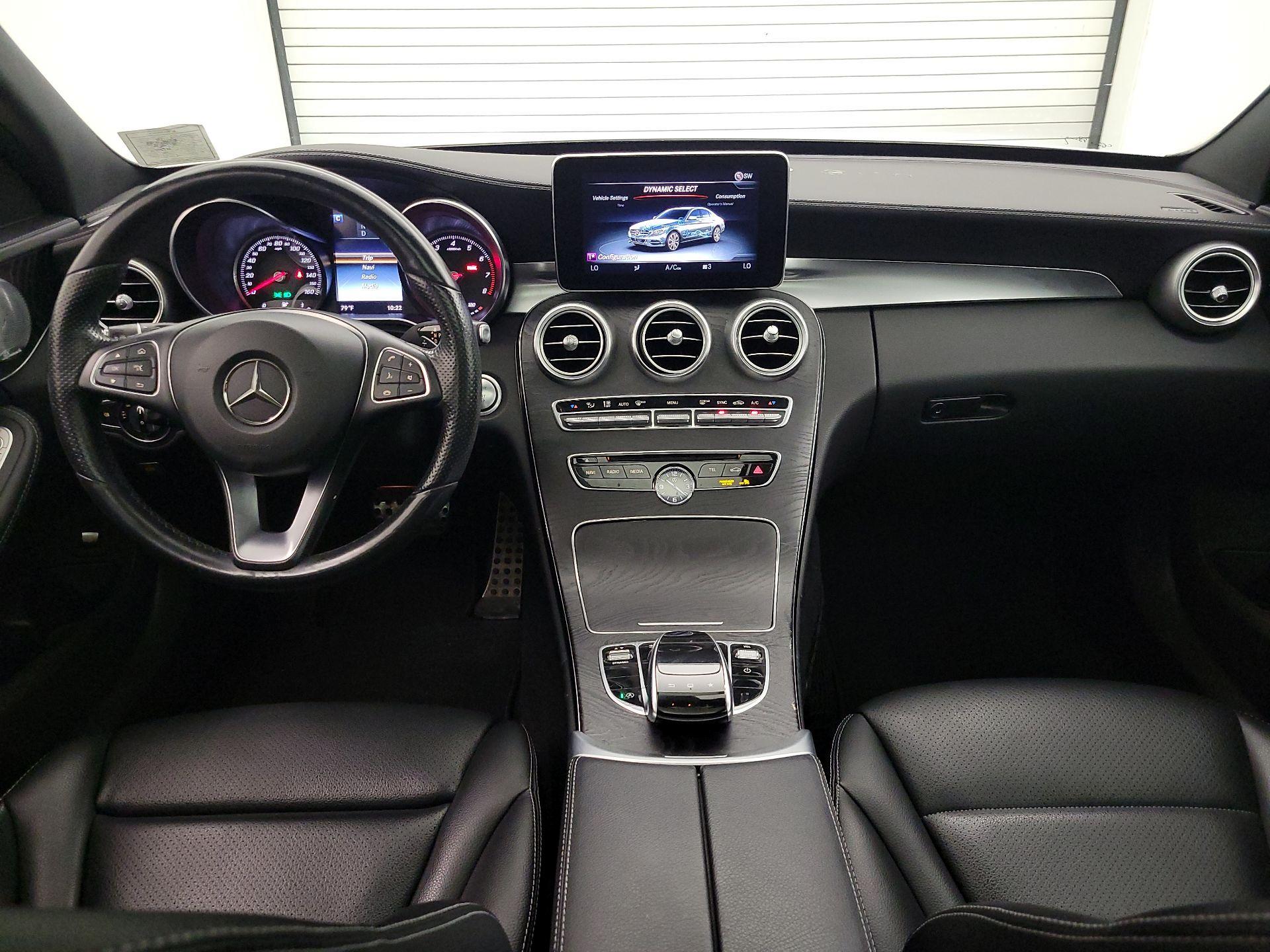 Thumbnail: 2016 Mercedes-Benz C-Class - 9