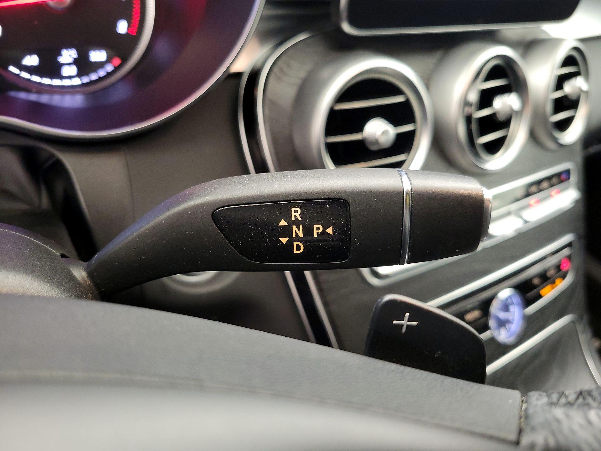 Thumbnail: 2016 Mercedes-Benz C-Class - 18