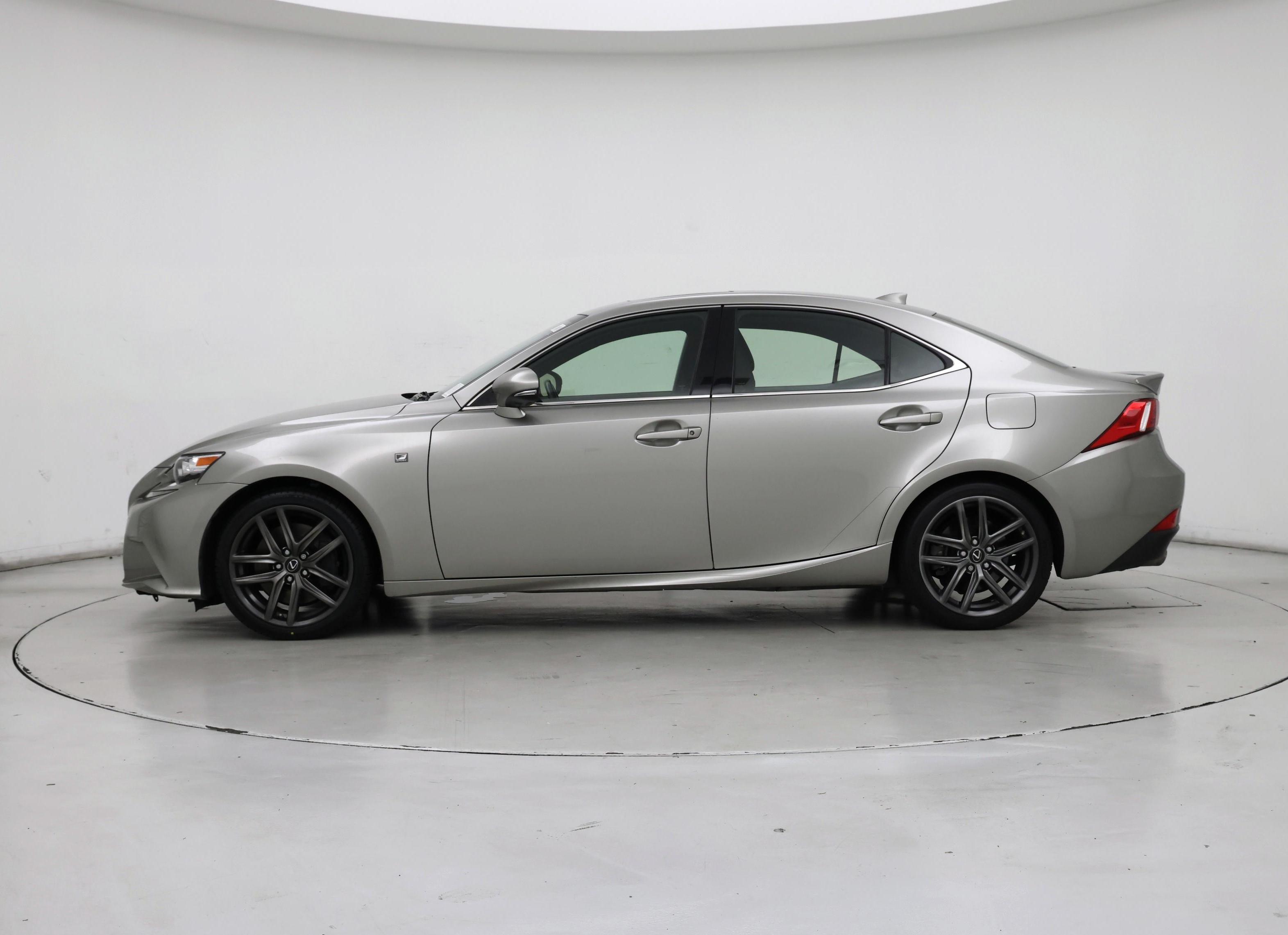 Thumbnail: 2016 Lexus IS - 3