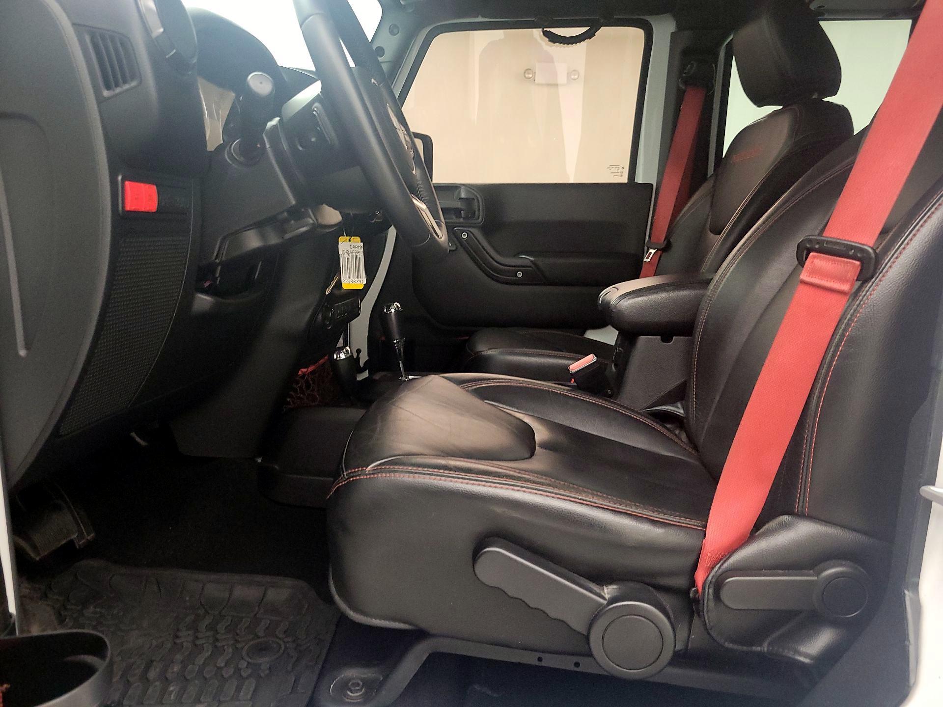 Thumbnail: 2017 Jeep Wrangler - 11