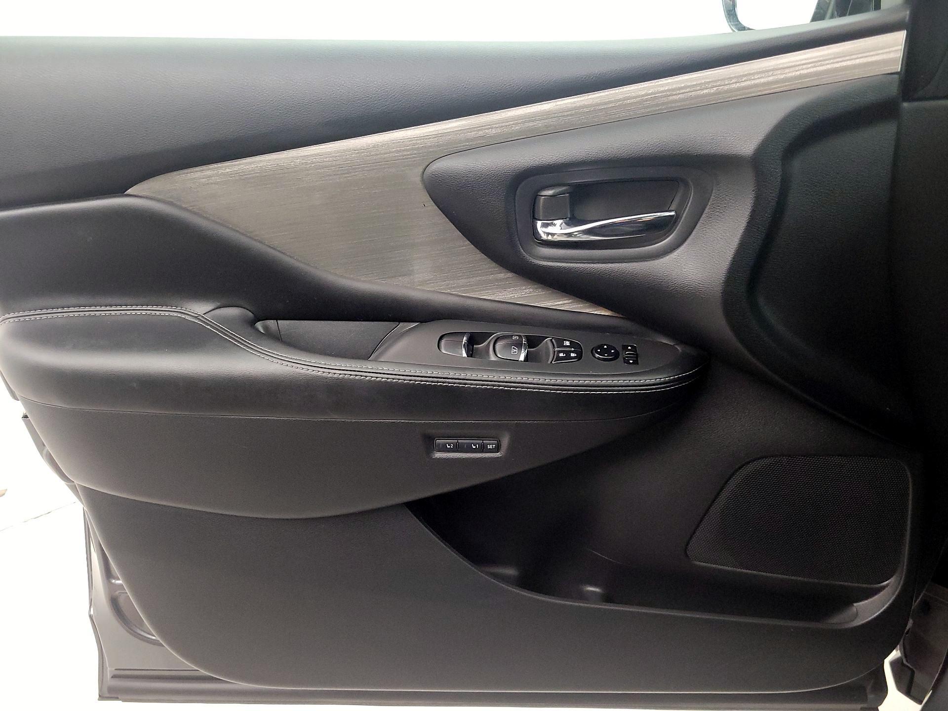 Thumbnail: 2015 Nissan Murano - 12