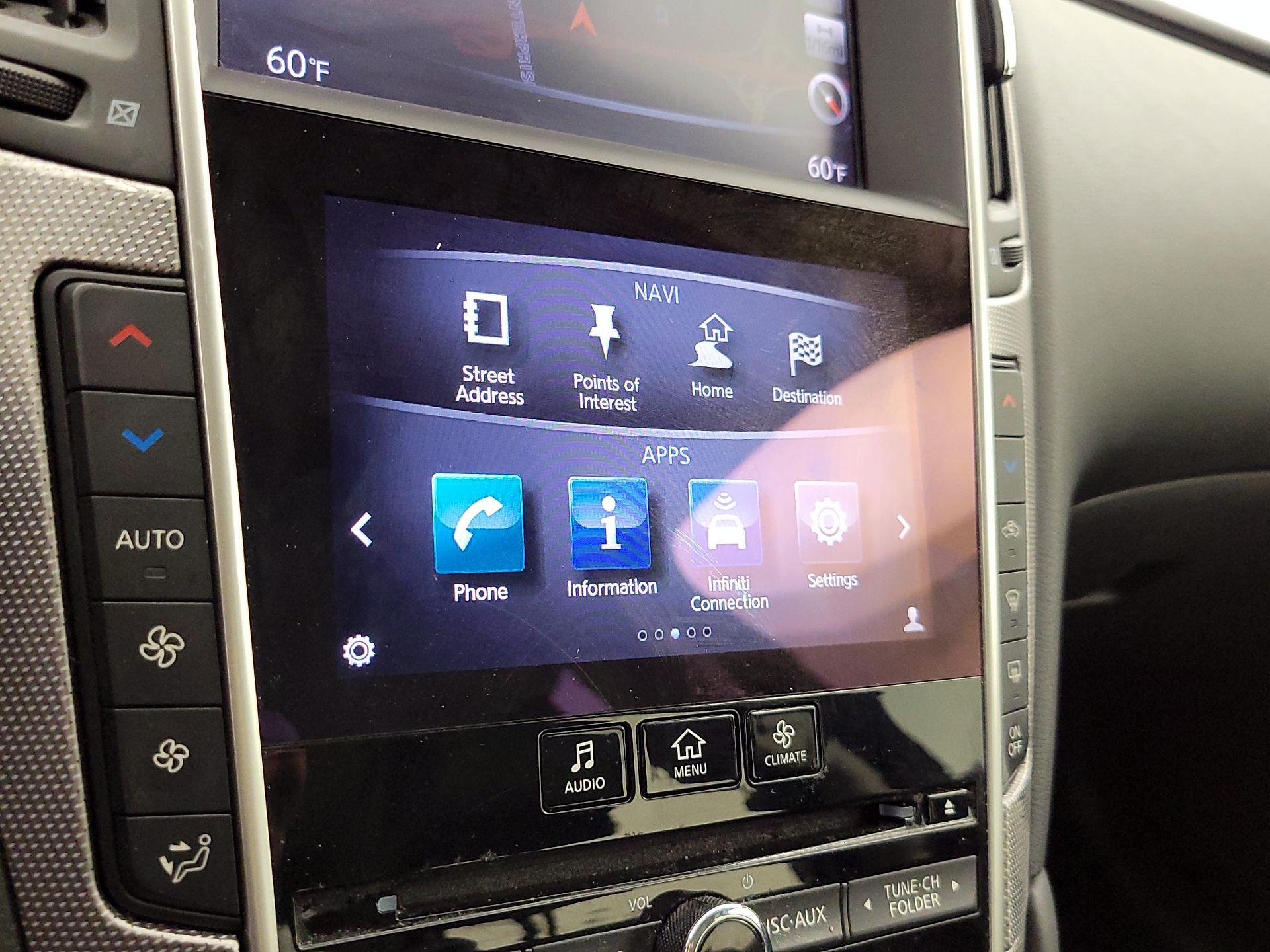 Thumbnail: 2015 INFINITI Q50 - 17