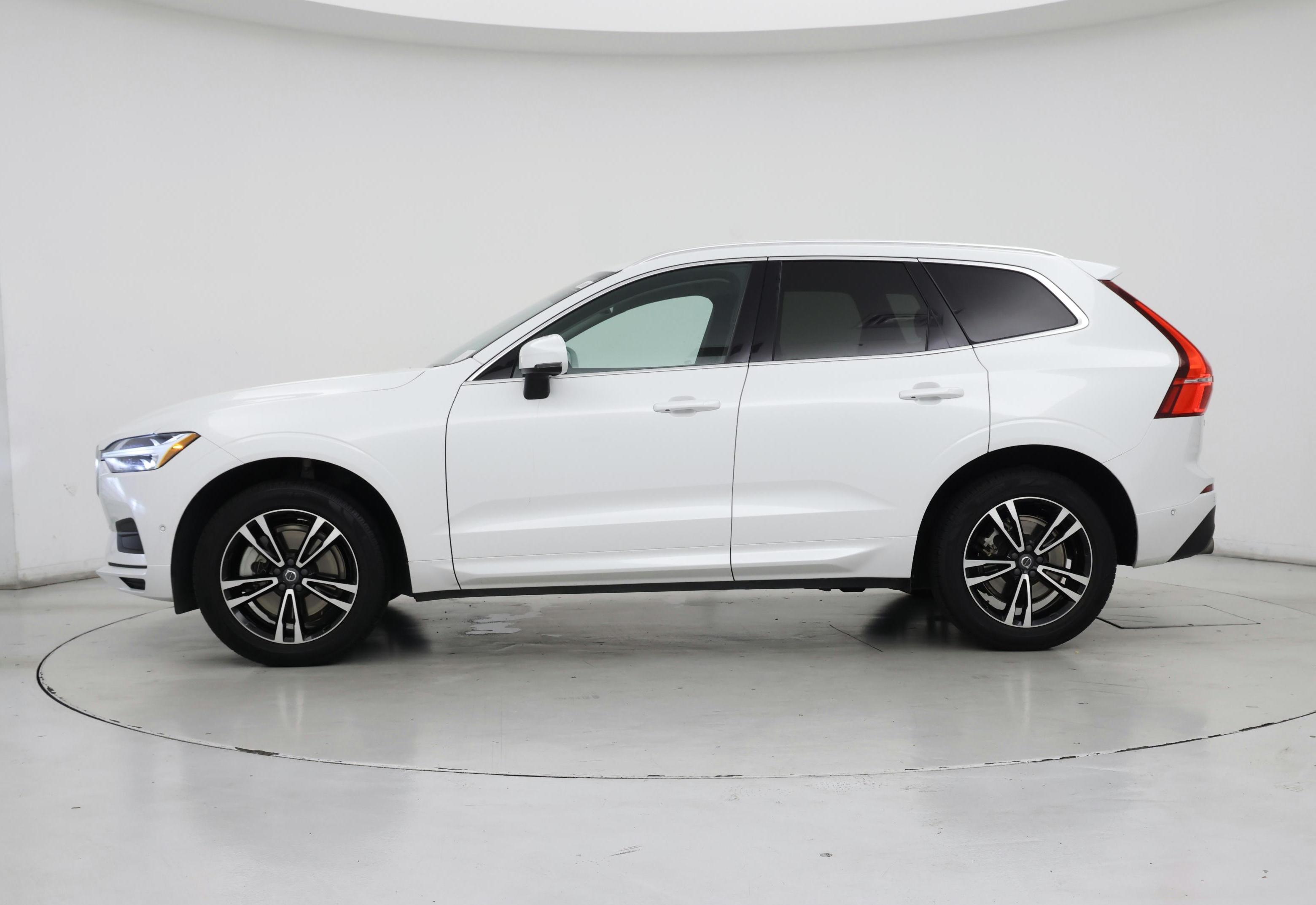 Thumbnail: 2019 Volvo XC60 - 3